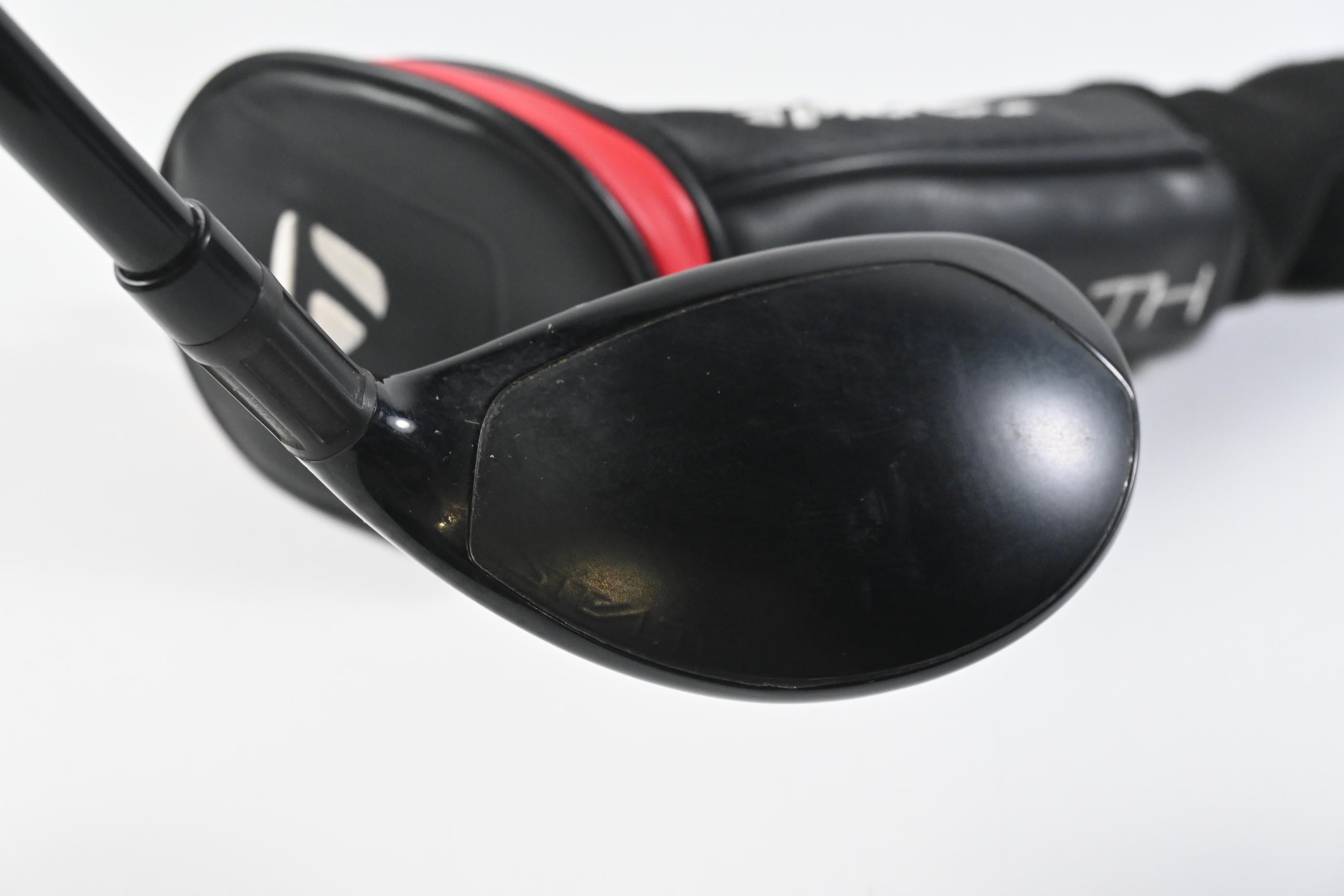 Taylormade Stealth #4 Hybrid / 22 Degree / Regular Flex Fujikura Ventus Red 6