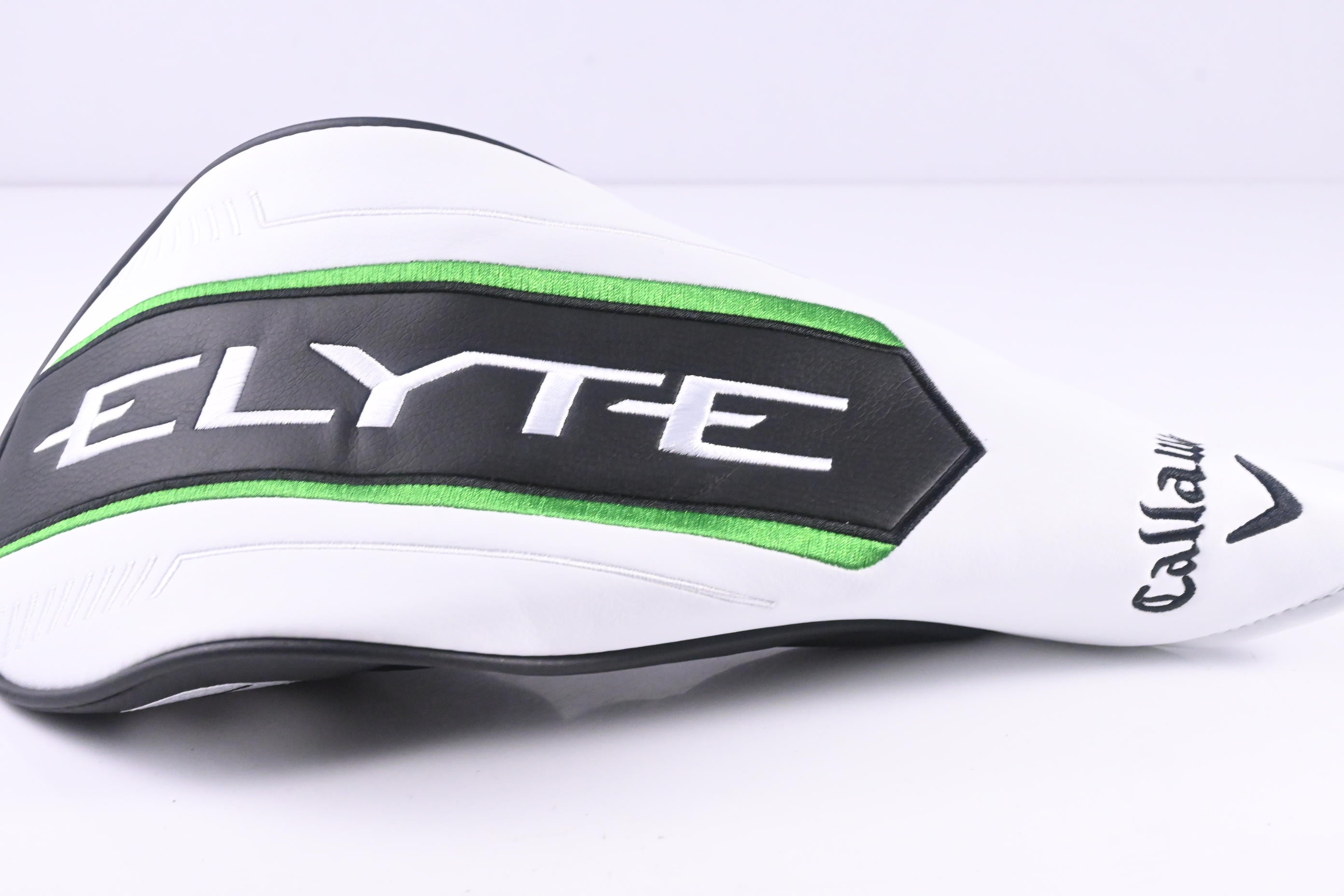 Callaway Elyte X Driver / 10.5 Degree / Regular Flex Denali Charcoal 50 Shaft