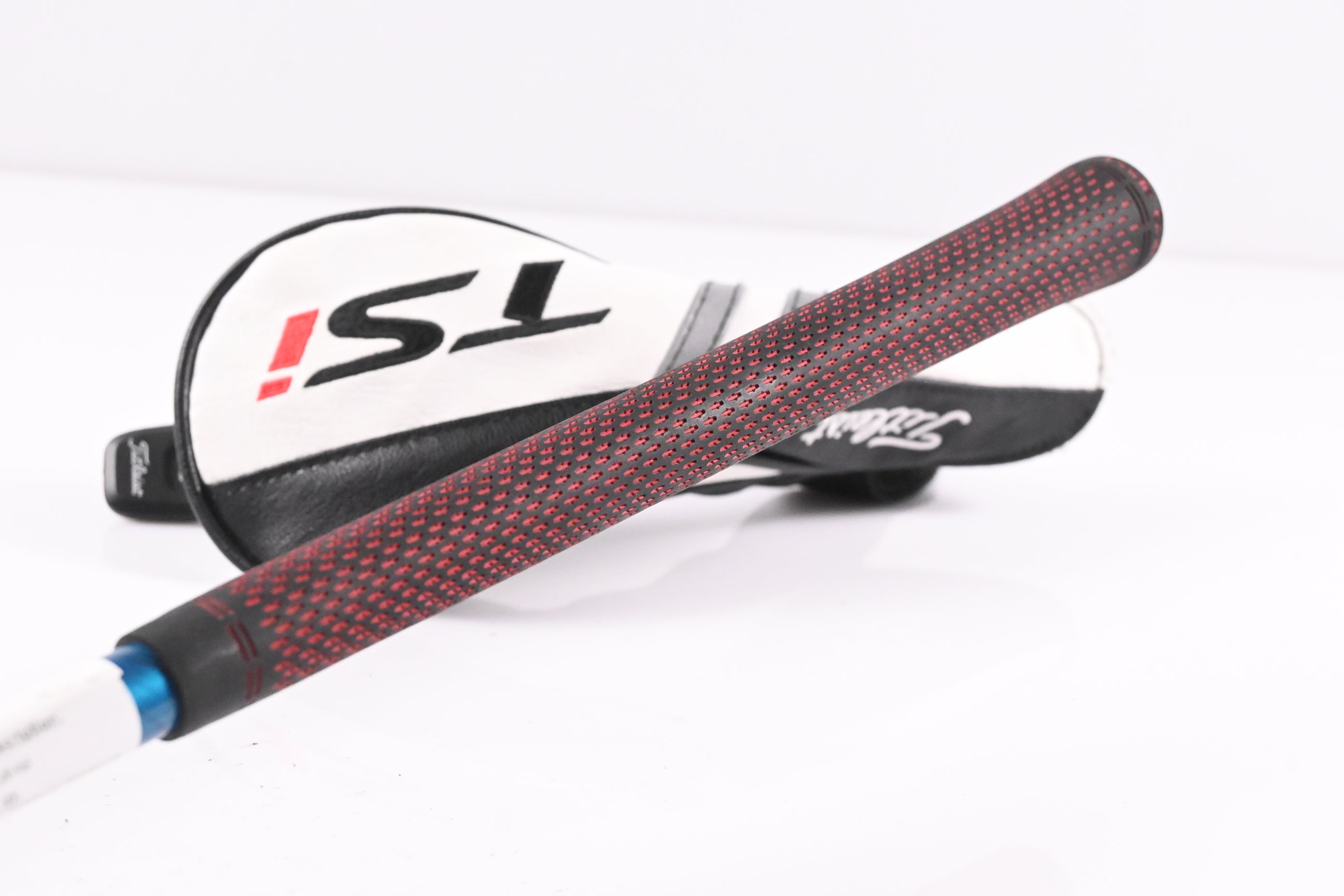 Titleist TSi3 #2 Hybrid / 18 Degree / Stiff Flex Project X Evenflow Blue 85