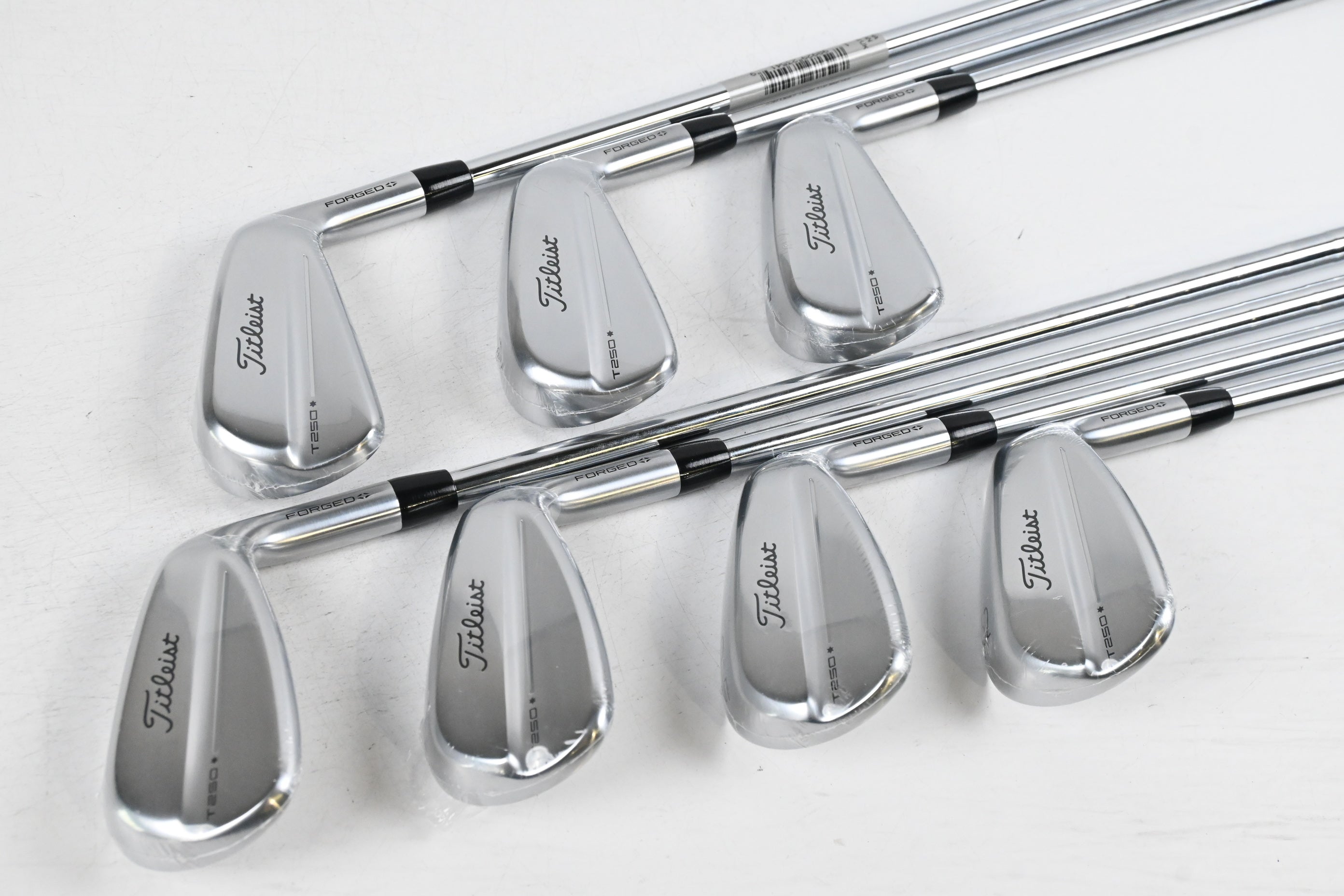 Titleist T250* 2025 Irons / 5-PW+GW / Regular Flex N.S.Pro 750 GH Neo Shafts