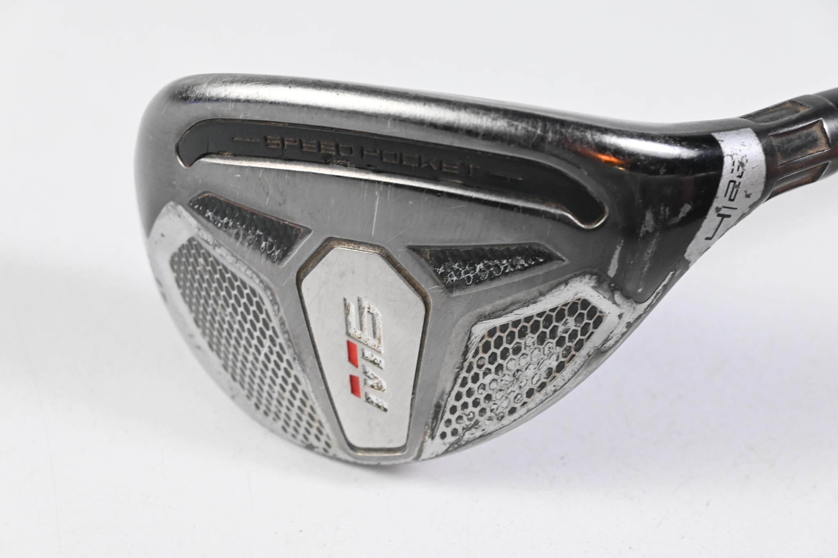 Taylormade M6 #4 Hybrid / 22 Degree / Regular Flex Fujikura Atmos Orange 6