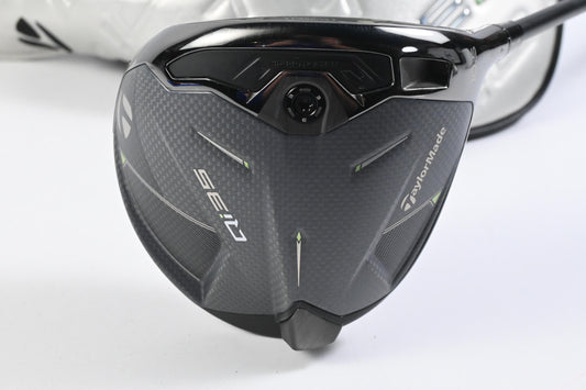 Taylormade Qi35 Driver / 10.5 Degree / Regular Flex Fujikura Ventus Blue 5 Shaft