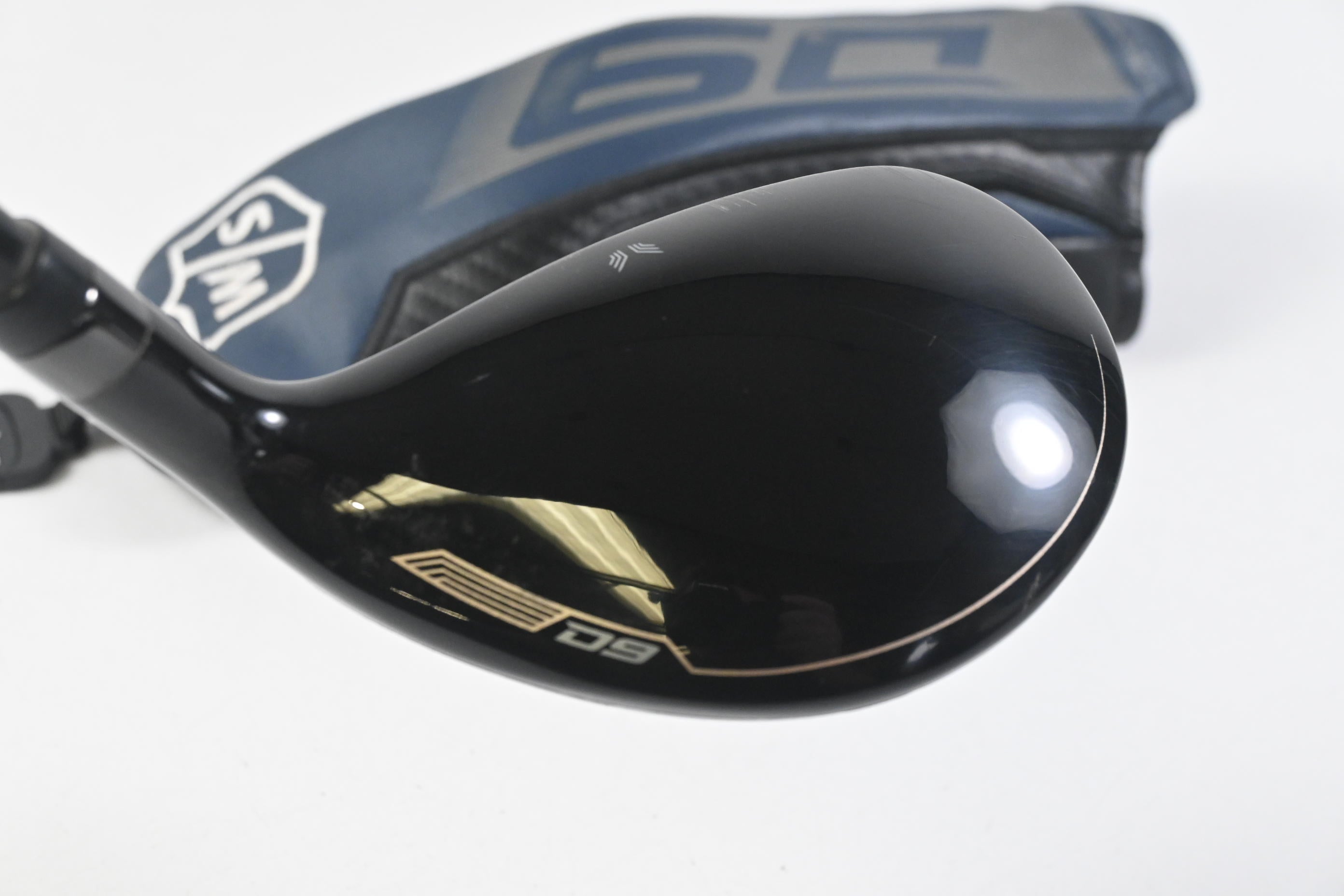 Wilson D9 #2 Hybrid / 17 Degree / Stiff Flex Tensei CK White 70 Shaft