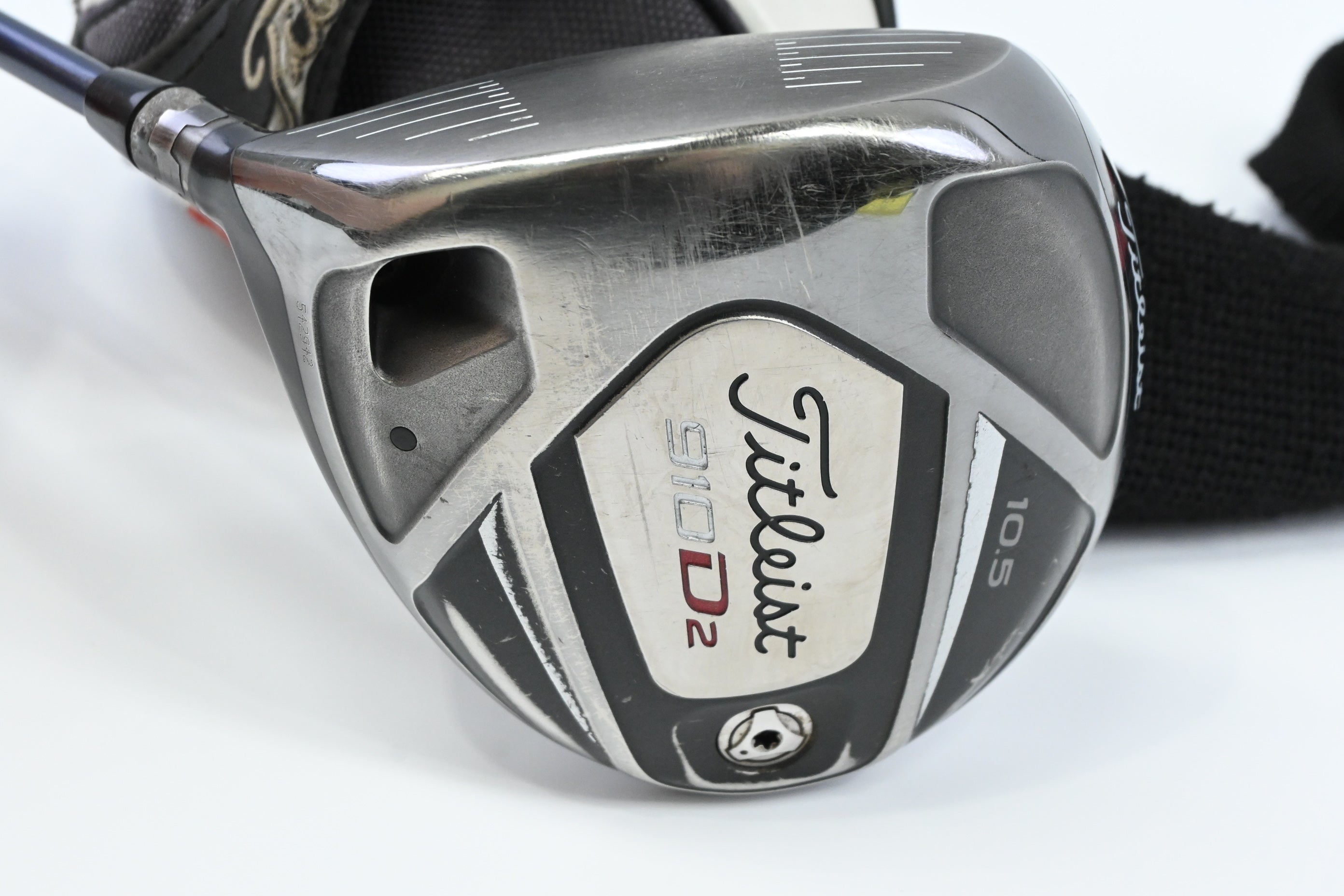 Left Hand Titleist 910 D2 Driver / 10.5 Degree / Regular Flex Diamana Kai'li 65