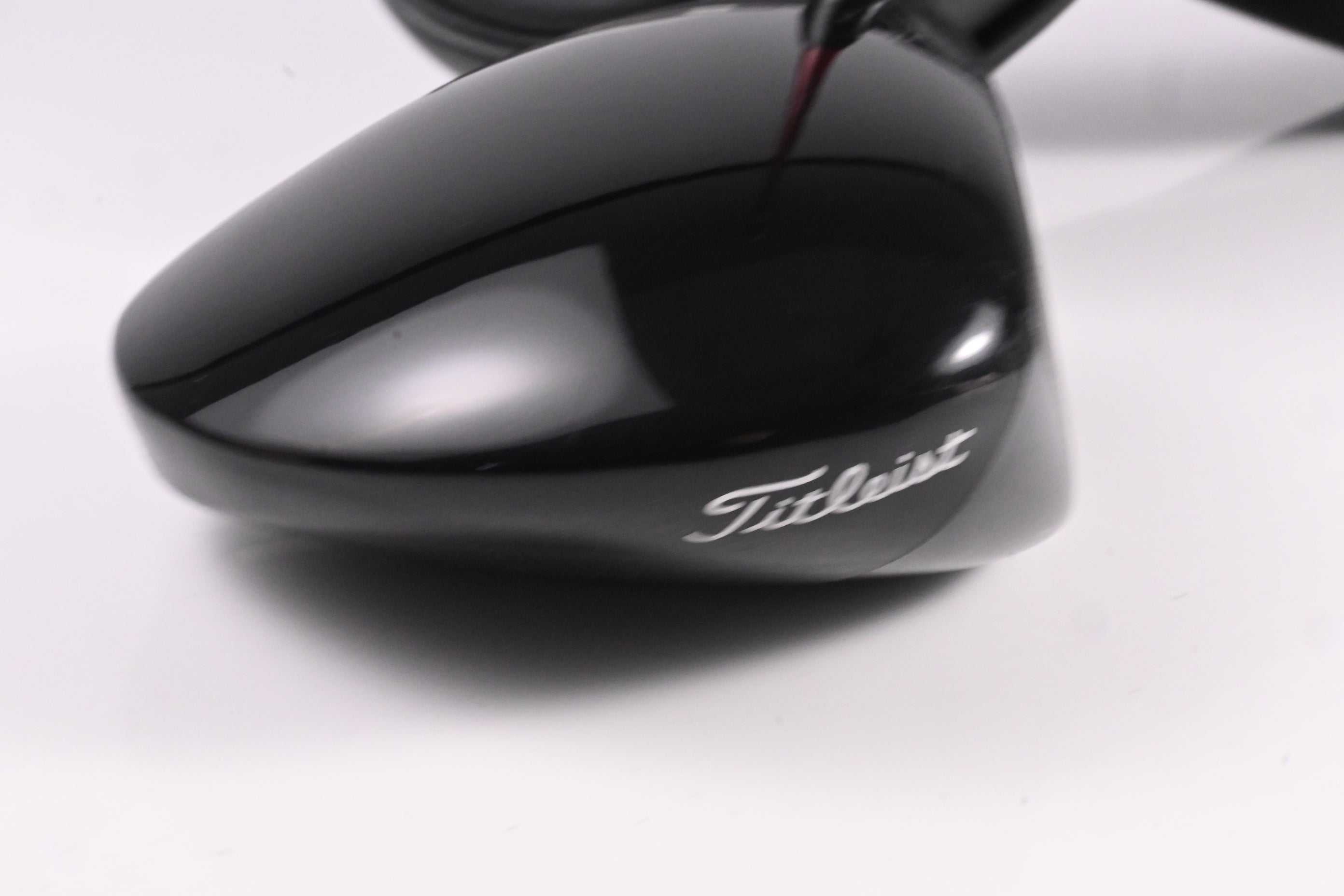 Titleist GT2 Driver / 10 Degree / Regular Flex Project X Denali Red 50 Shaft