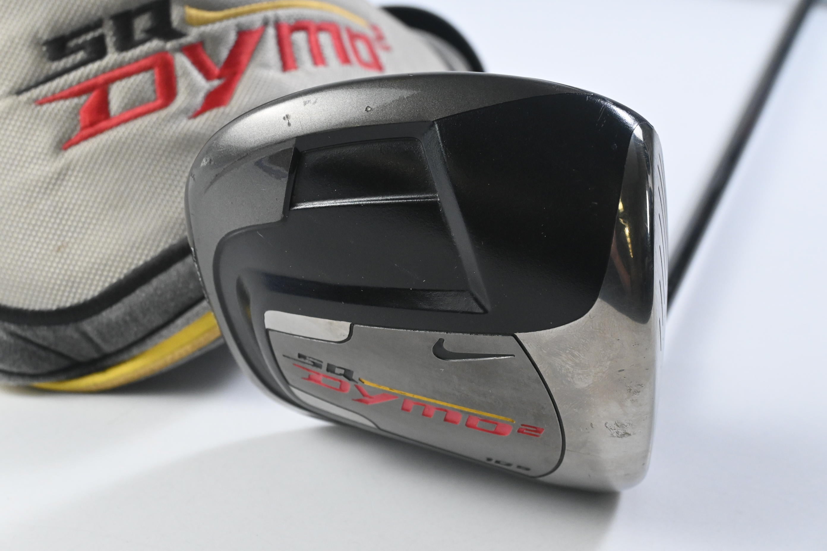 Nike SQ Dymo 2 Driver / 10.5 Degree / Regular Flex UST Axivcore 55 Shaft