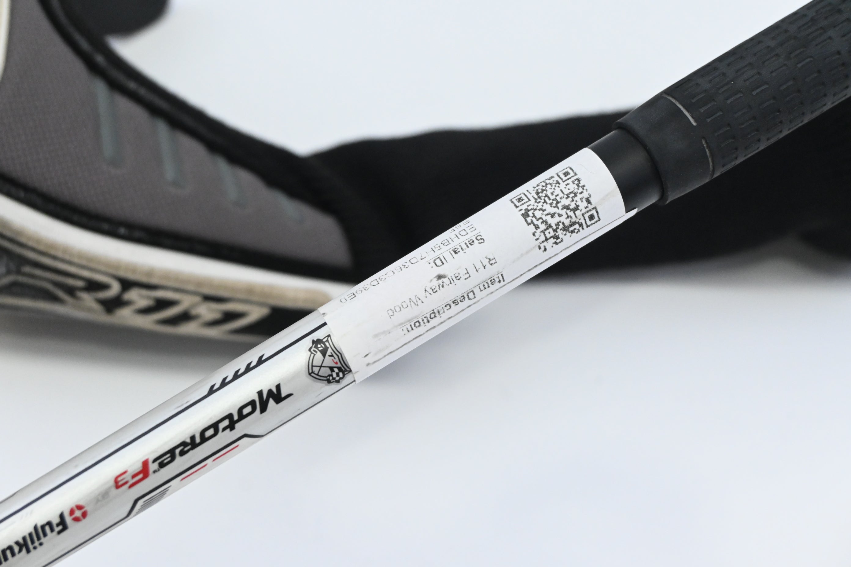Taylormade R11 #5 Wood / 19 Degree / Stiff Flex Fujikura Motore F3 80 Shaft