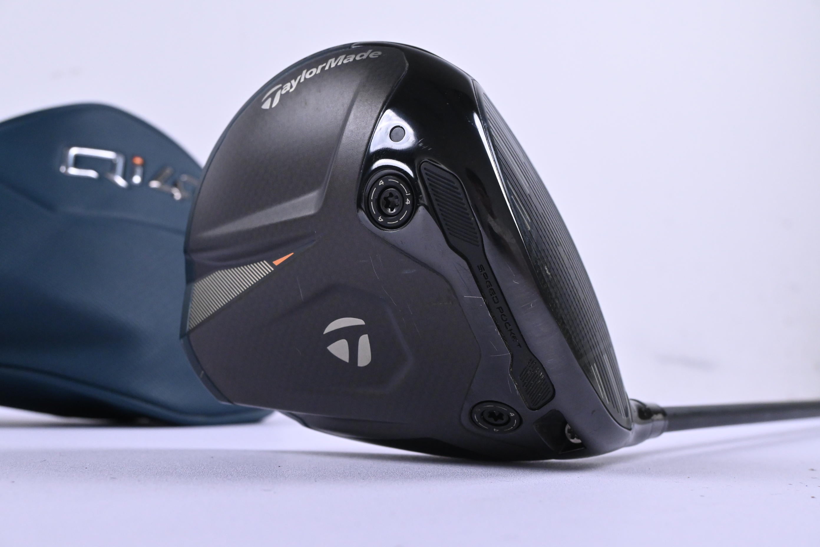Taylormade Qi4D Driver / 10.5 Degree / Stiff Flex Taylormade Reax Blue 50