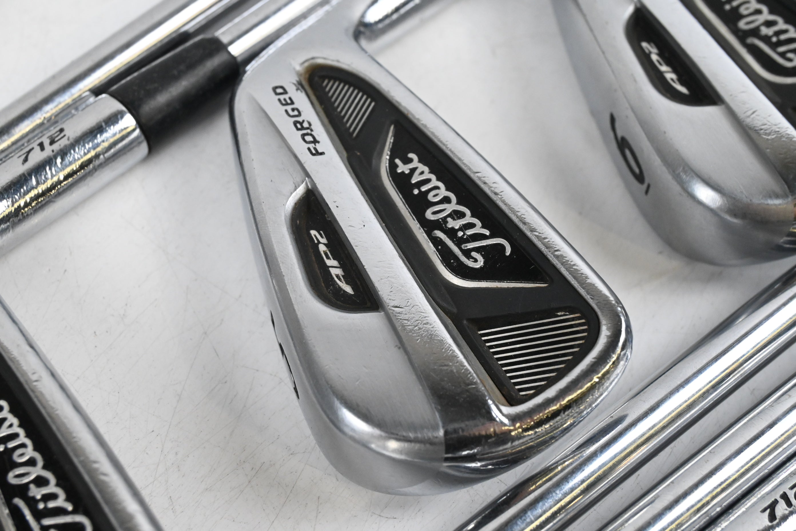 Titleist 712 AP2 Irons / 3-PW / Stiff Flex Dynalite Gold XP S300 Shafts