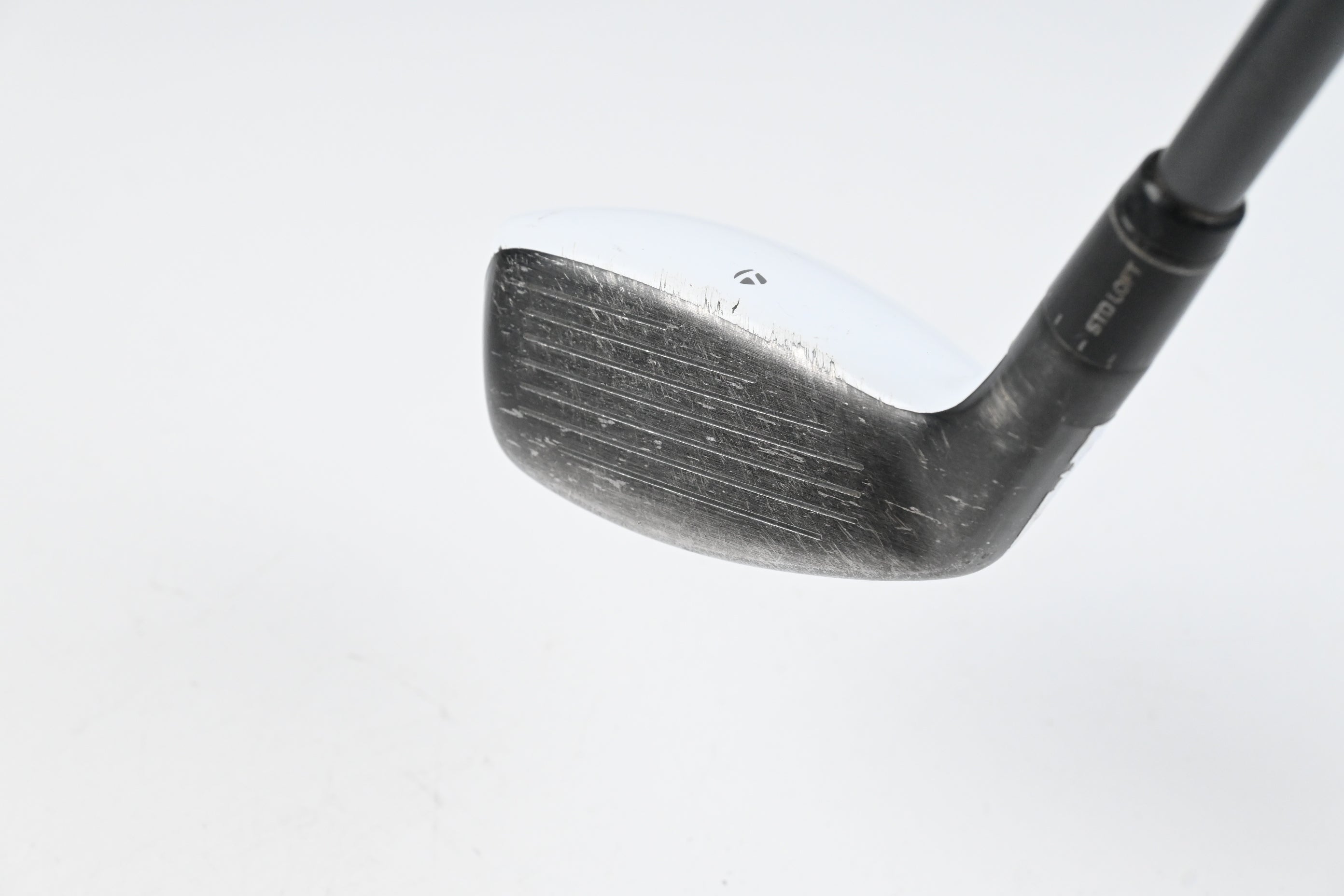 Taylormade R15 #4 Hybrid / 21 Degree / Regular Flex Fujikura Speeder 77 Shaft
