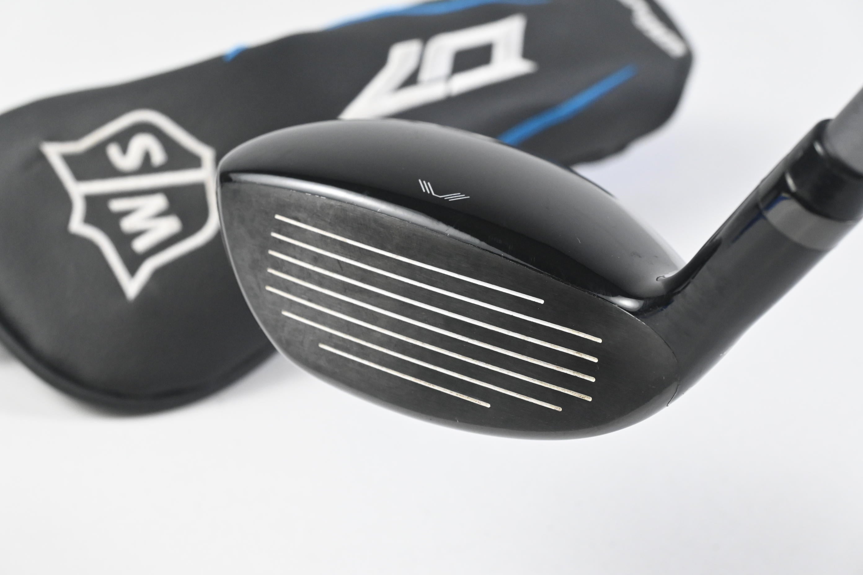 Wilson Staff D7 #4 Hybrid / 22 Degree / Regular Flex UST Mamiya Helium Shaft