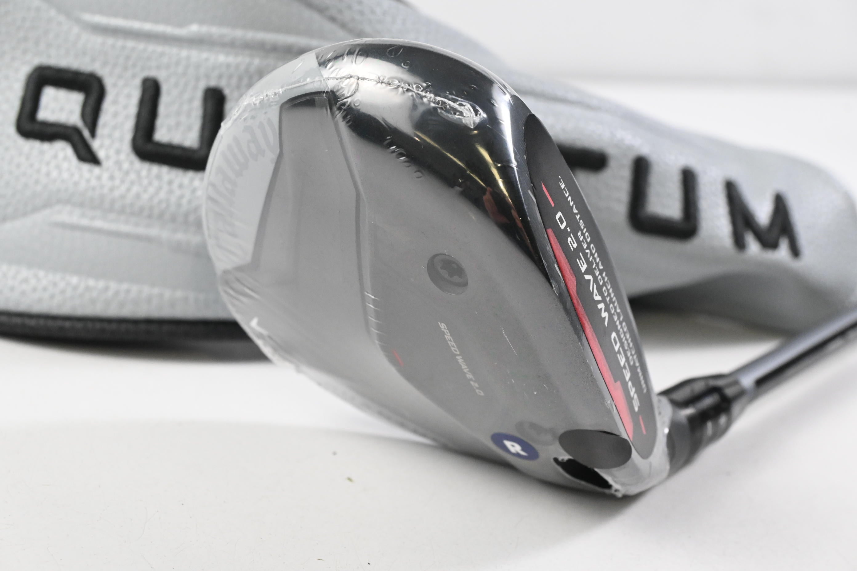 Callaway Quantum Max #5 Wood / 18 Degree / Regular Flex Denali Frost Silver 60