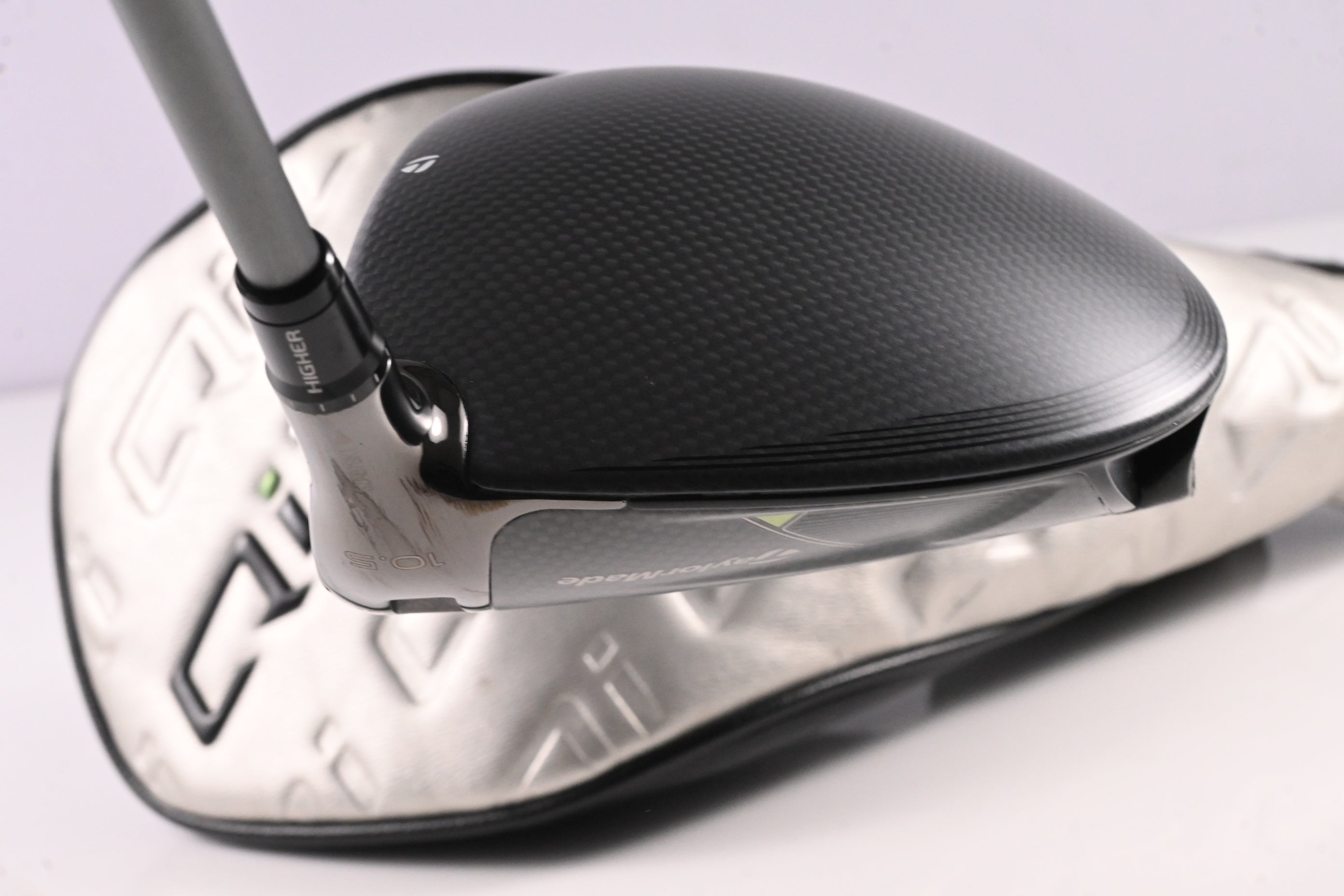 Taylormade Qi35 Driver / 10.5 Degree / Regular Flex Fujikura AirSpeeder 50 Shaft