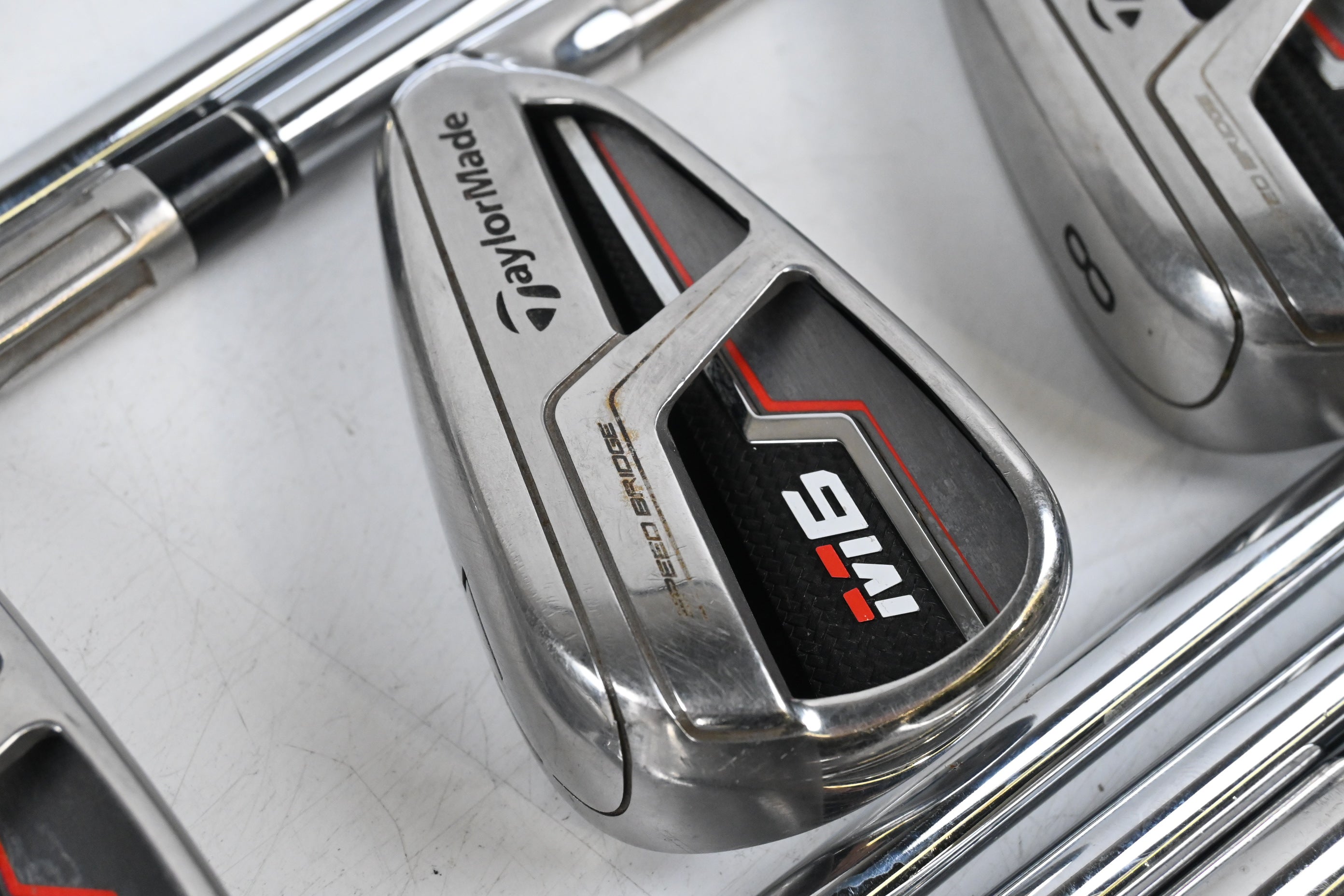 Taylormade M6 Irons / 5-PW+GW+SW / Regular Flex KBS MAX 85 Shafts