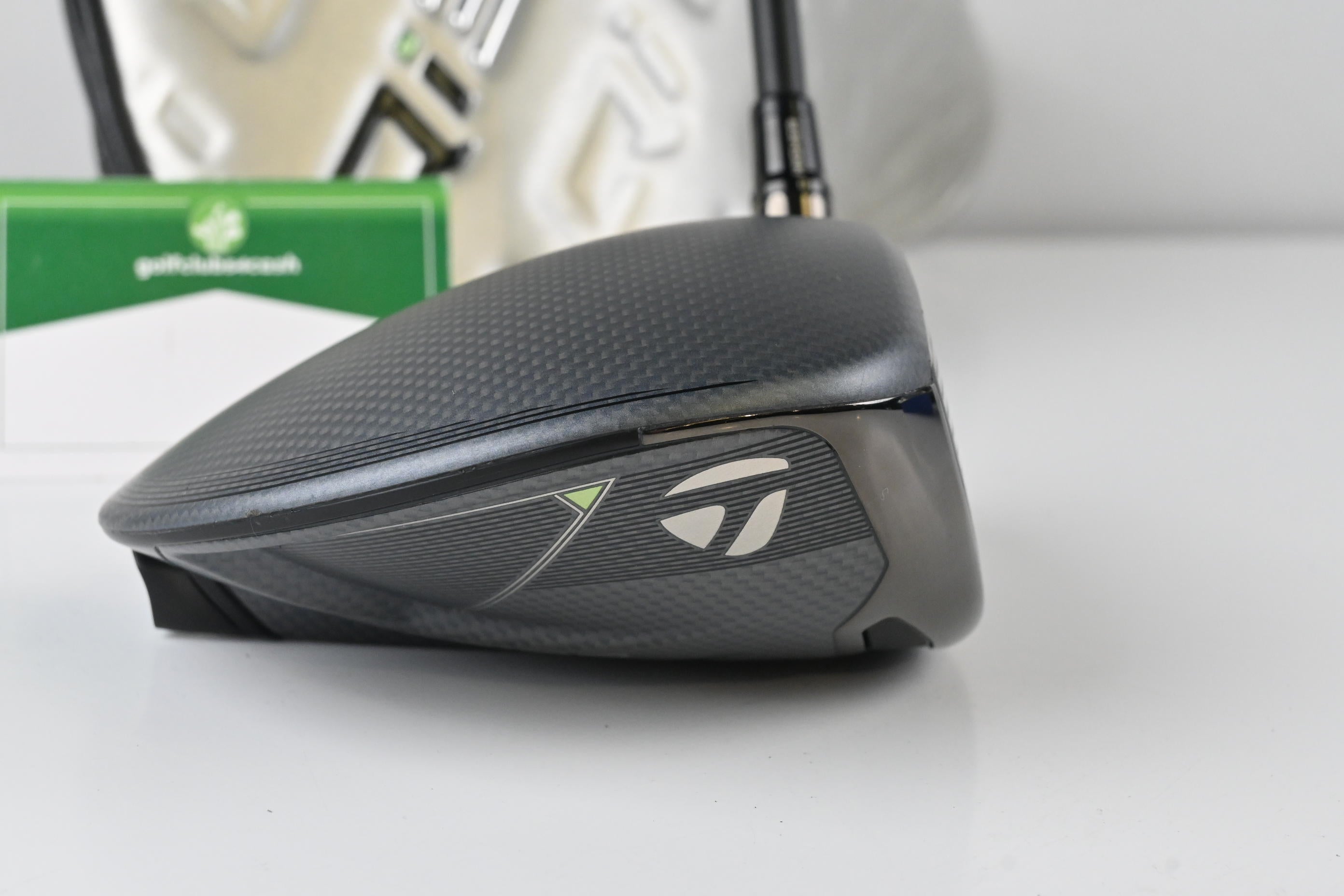 Taylormade Qi35 Driver / 10.5 Degree / Stiff Flex Fujikura Ventus Blue 5 Shaft