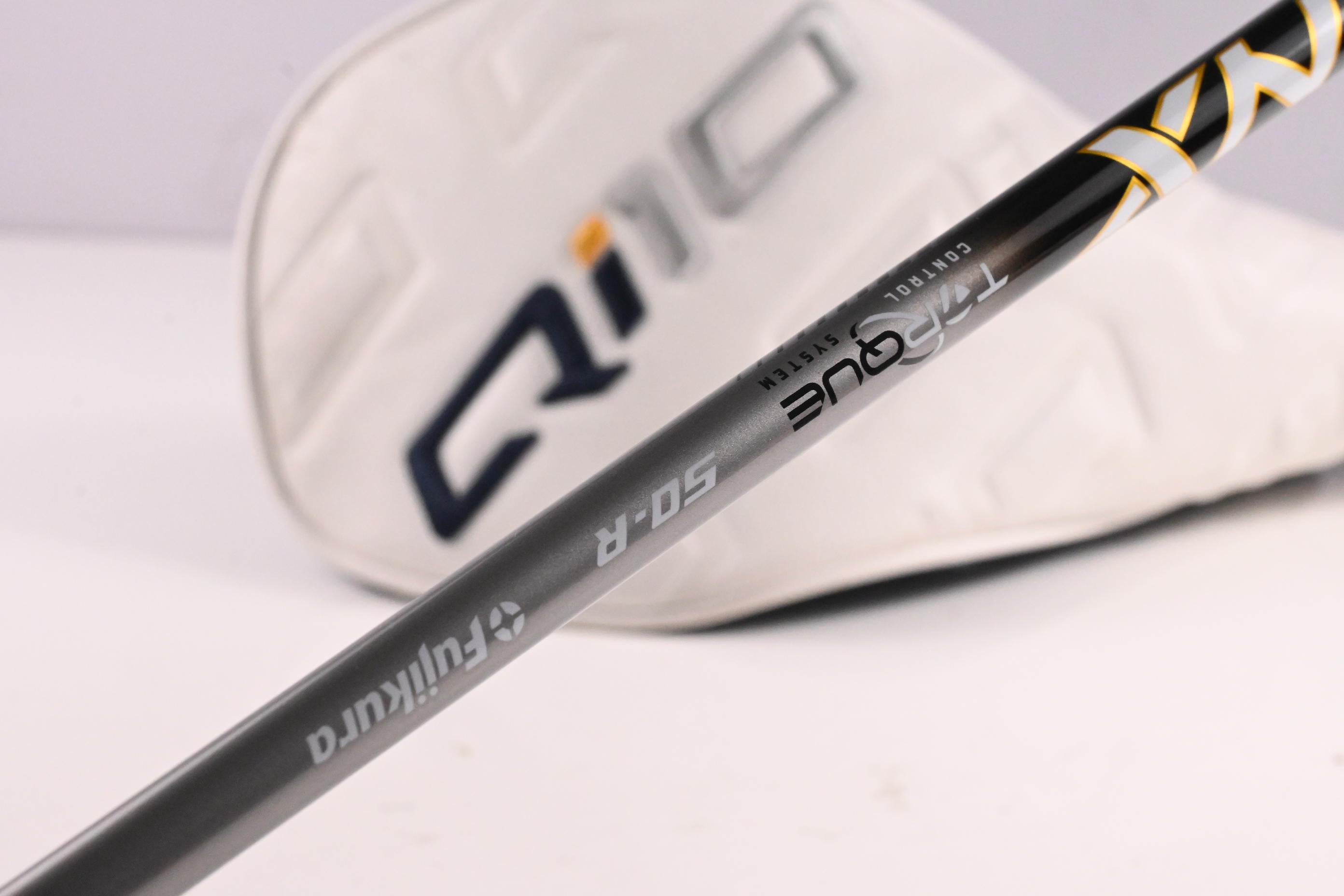 Taylormade Qi10 Max Driver / 10.5 Degree / Regular Flex Fujikura SpeederNX TCS