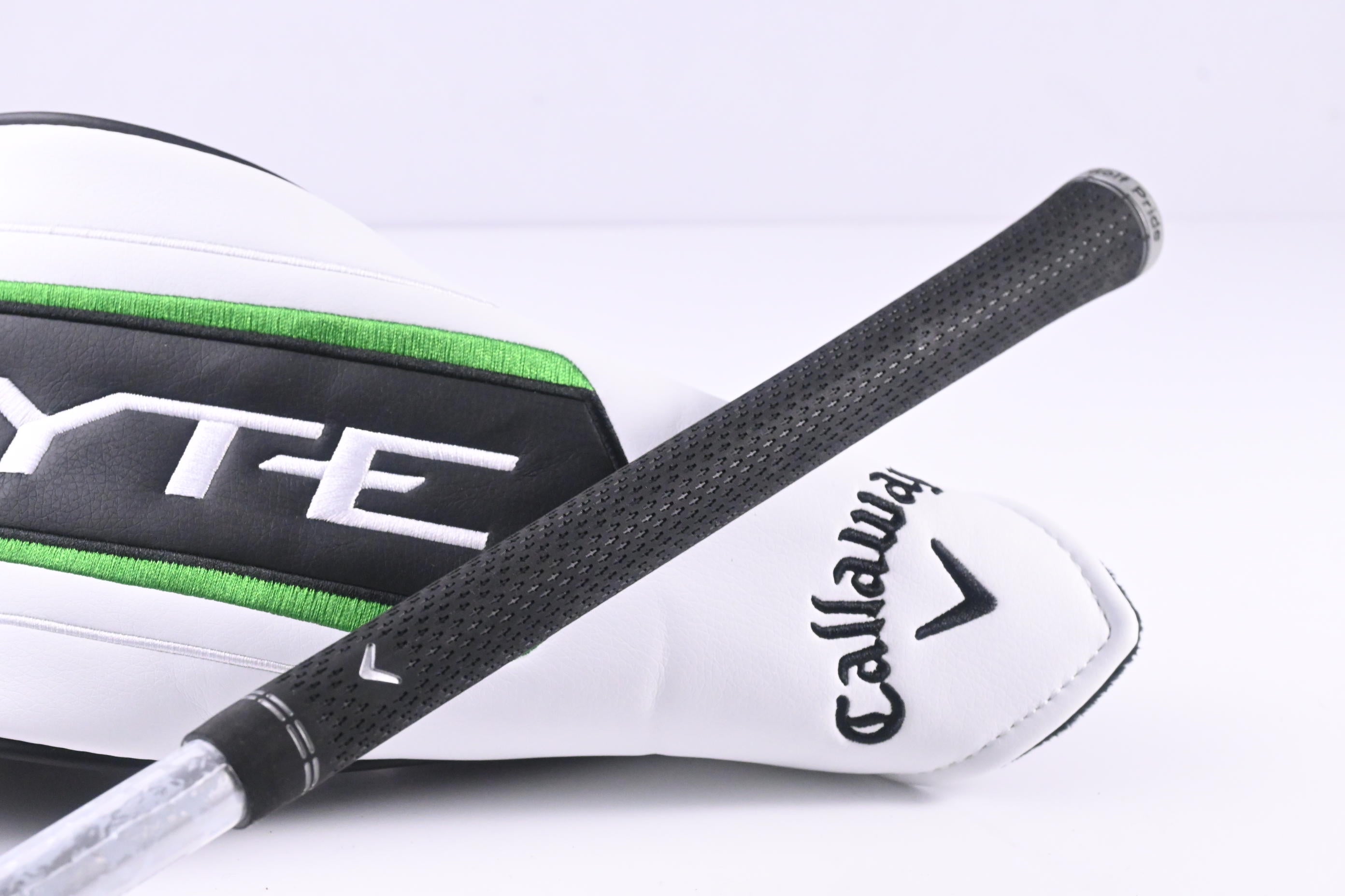 Callaway Elyte Driver / 10.5 Degree / Regular Flex Denali Charcoal 50 Shaft