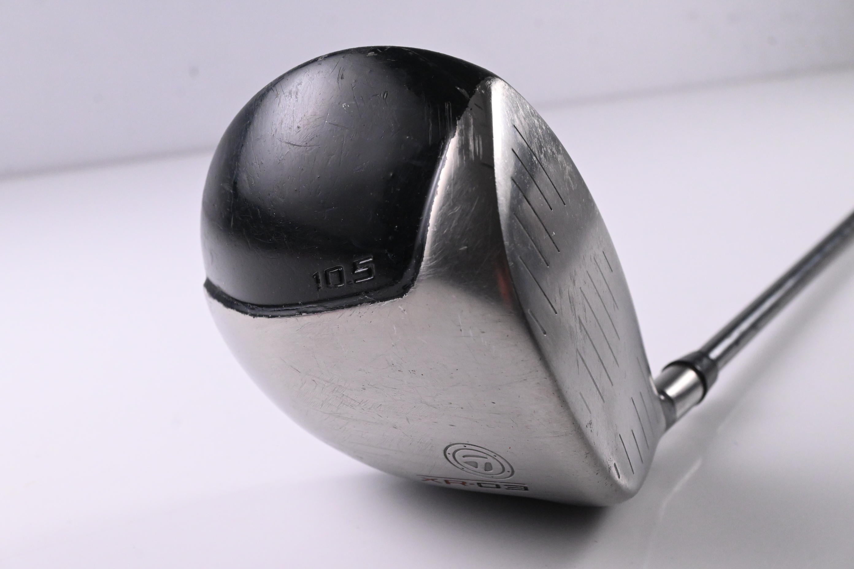 Taylormade XR-03 Driver / 10.5 Degree / Regular Flex Taylormade Ultralite 80 Shaft