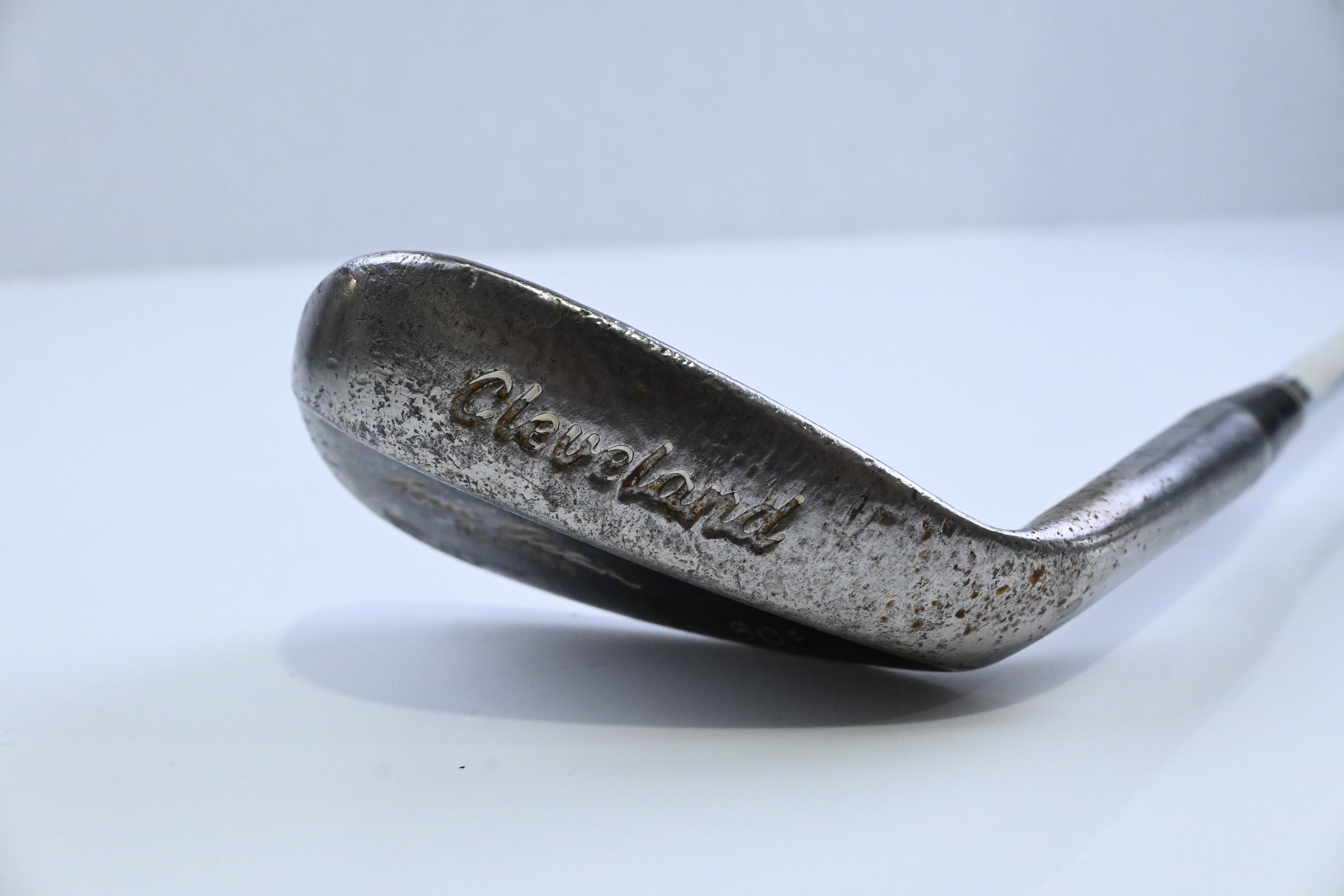 Cleveland 588 Tour Action Lob Wedge / 60 Degree / Wedge Flex Dynamic Gold Shaft