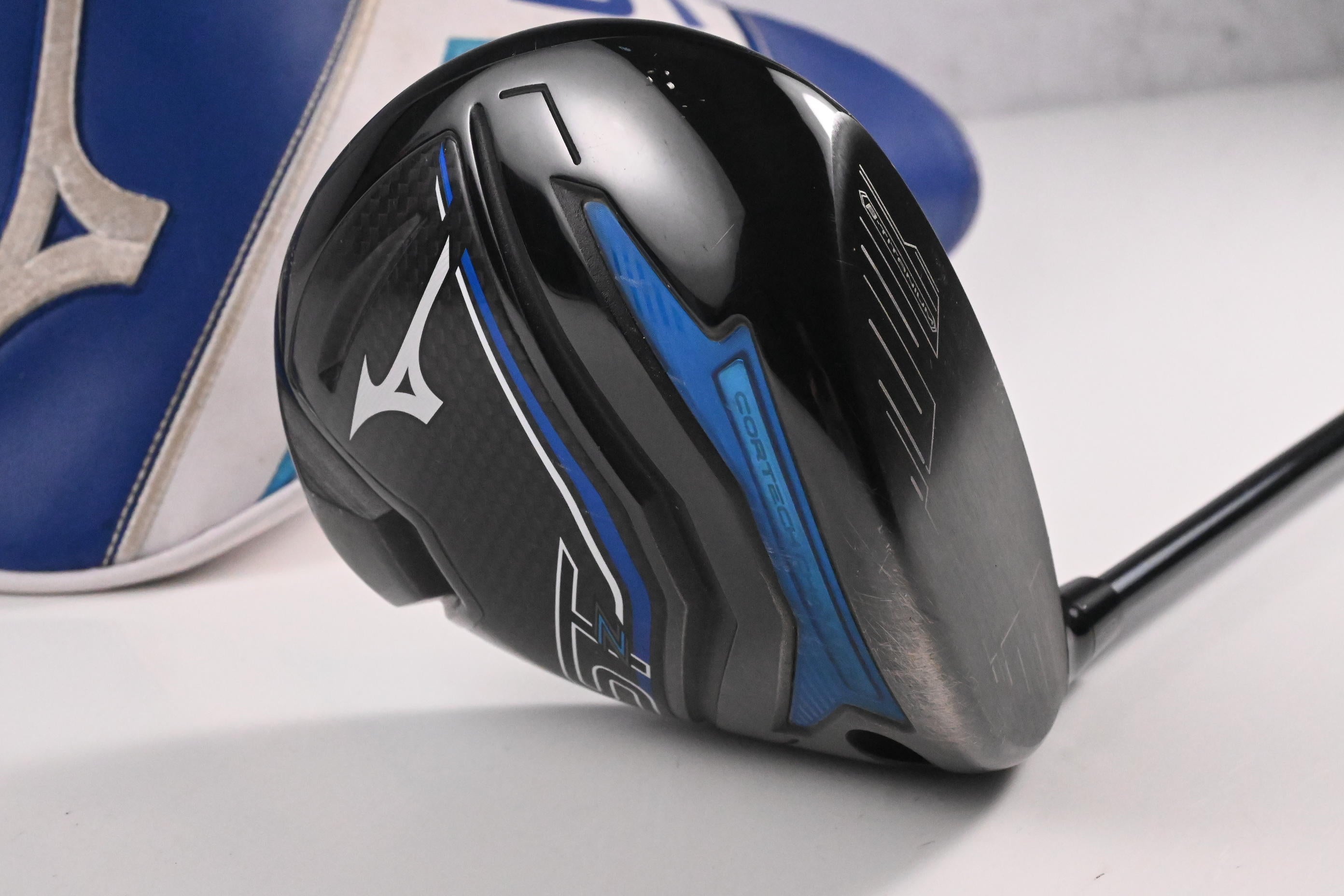 Mizuno ST-Z 230 Driver / 10.5 Degree / Regular Flex LIN-Q M40X Red 50 Shaft