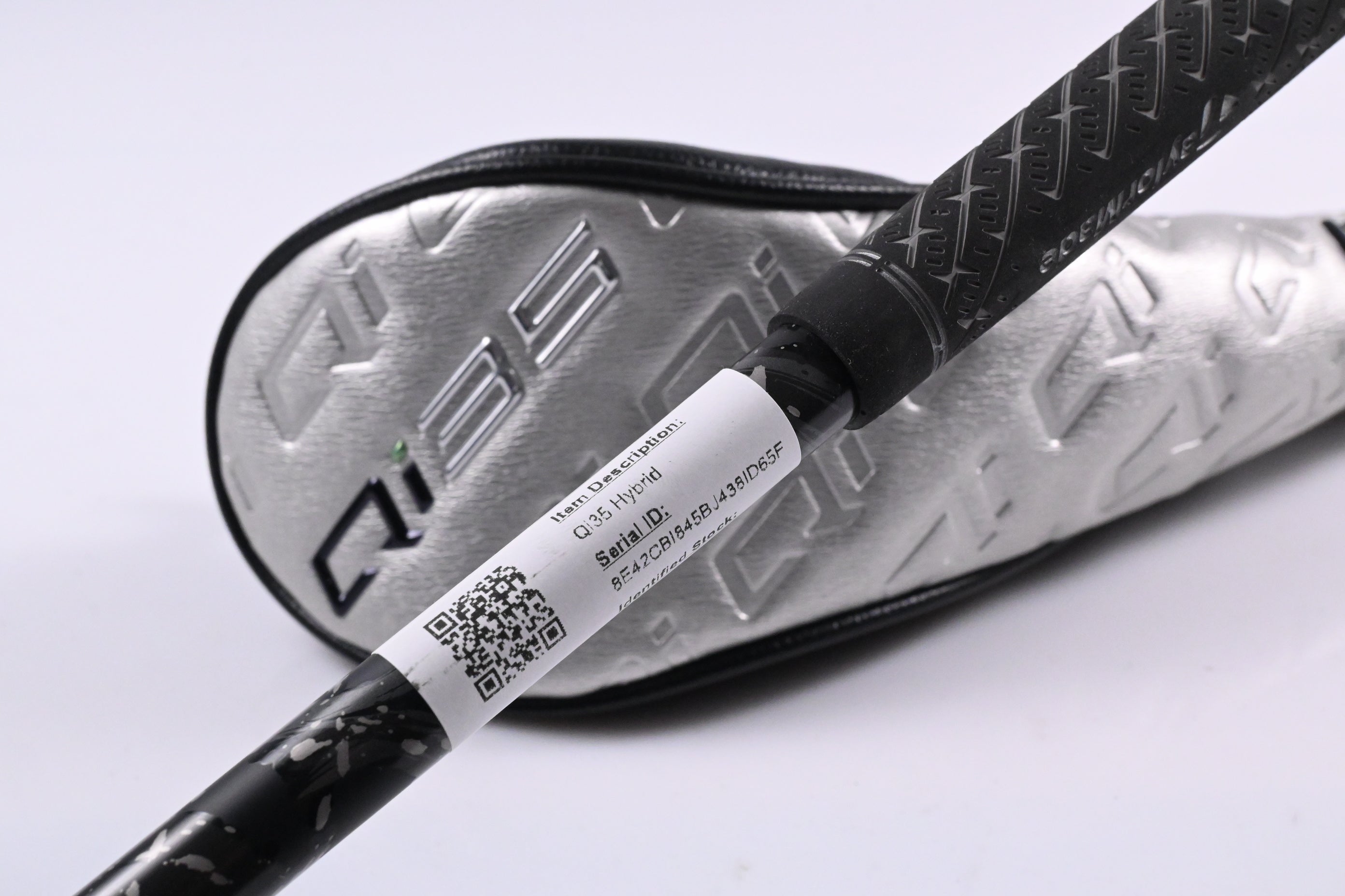 Taylormade Qi35 #2 Hybrid / 17 Degree / Stiff Flex Kai'li Dark Waves Blue 85