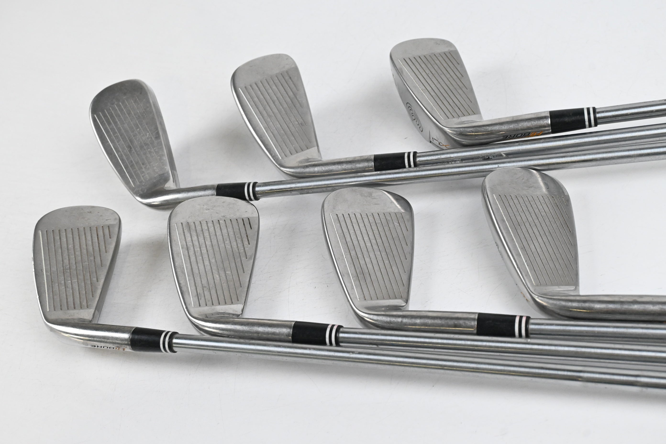 Cleveland HiBore XLi Irons / 4-PW / Regular Flex Cleveland HiBore XLi Shafts