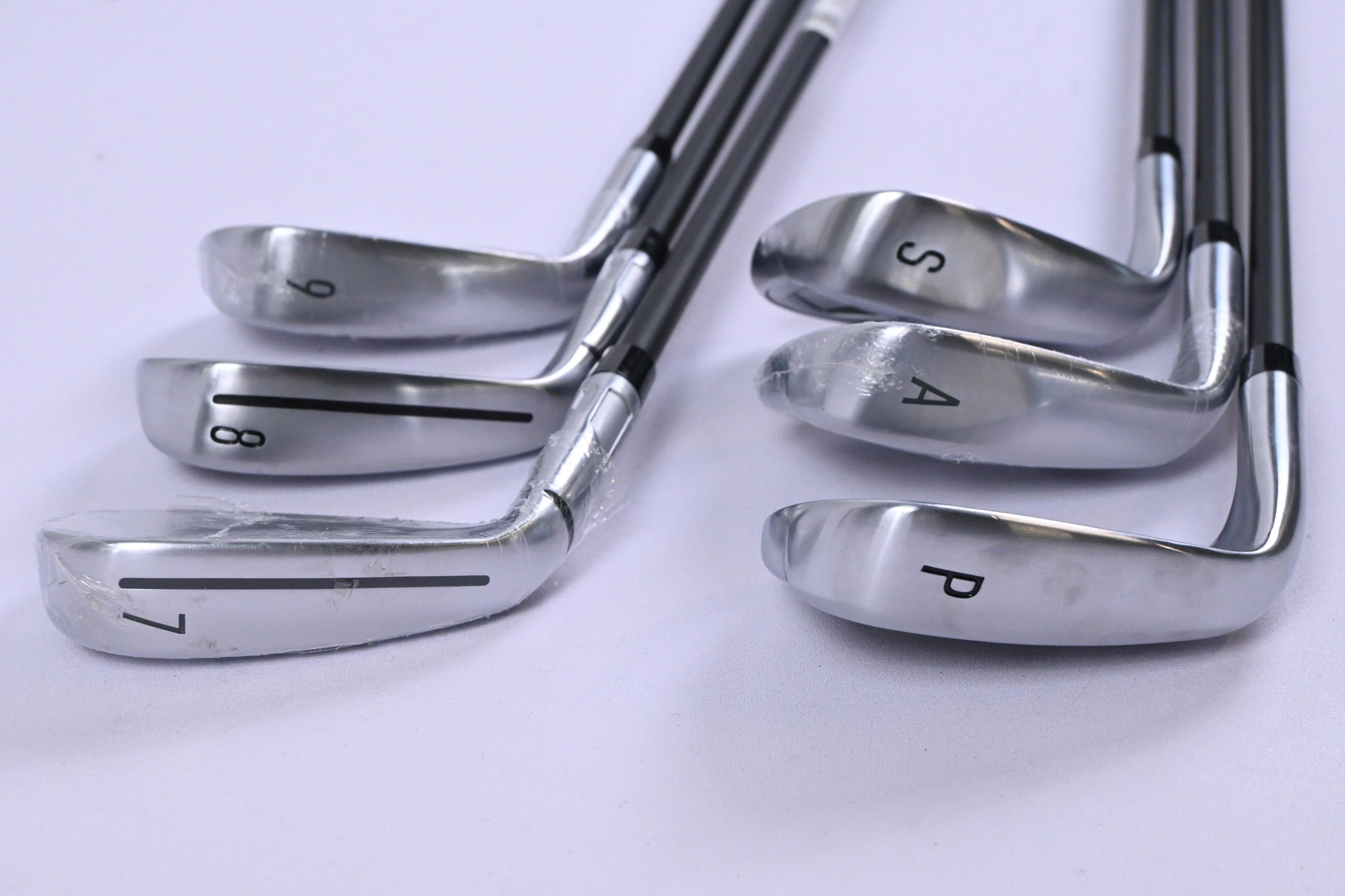 Taylormade Qi Max Irons / 7-PW+GW+SW / Senior Flex KBS REAX HL 50