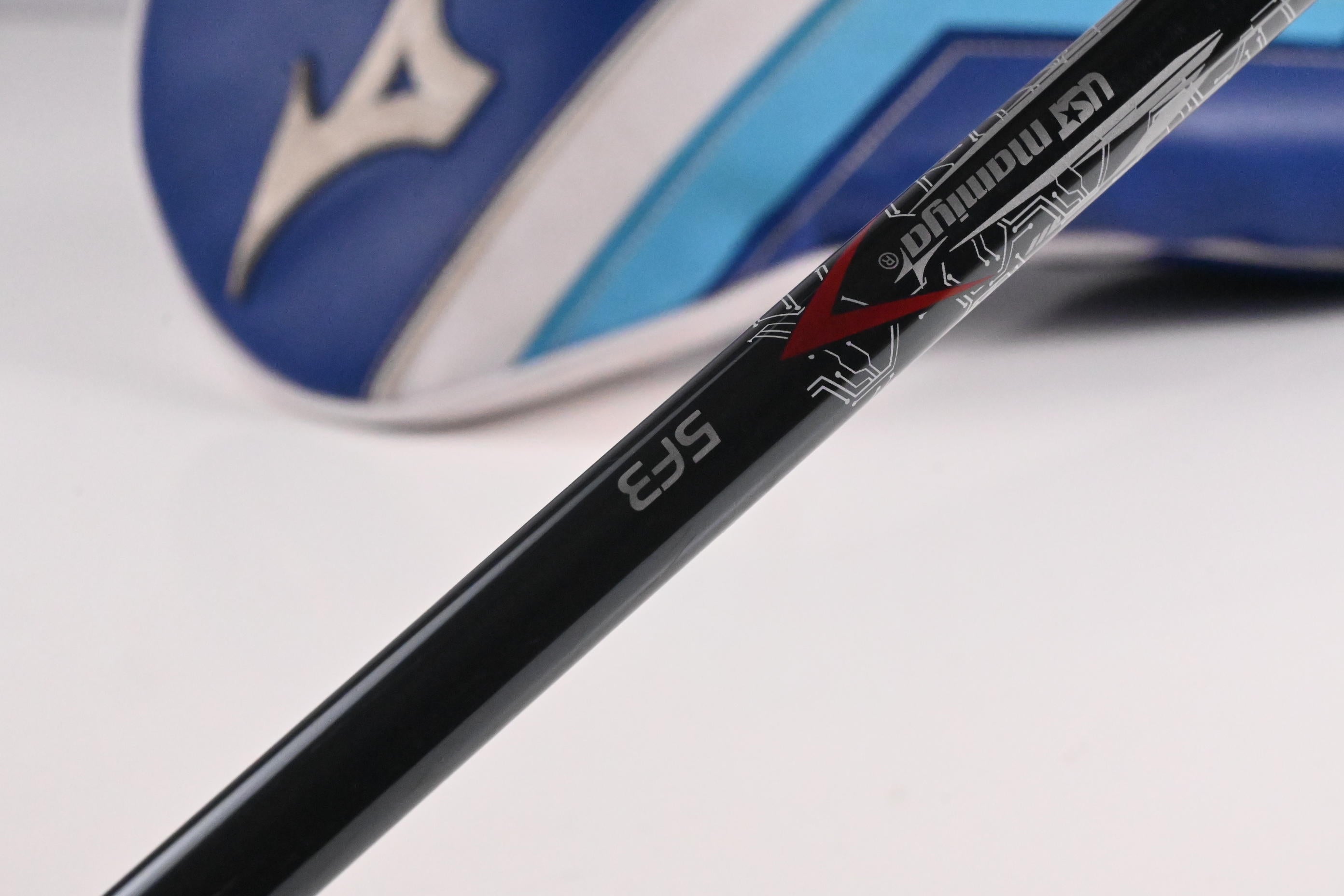 Mizuno ST-Z 230 Driver / 10.5 Degree / Regular Flex LIN-Q M40X Red 50 Shaft
