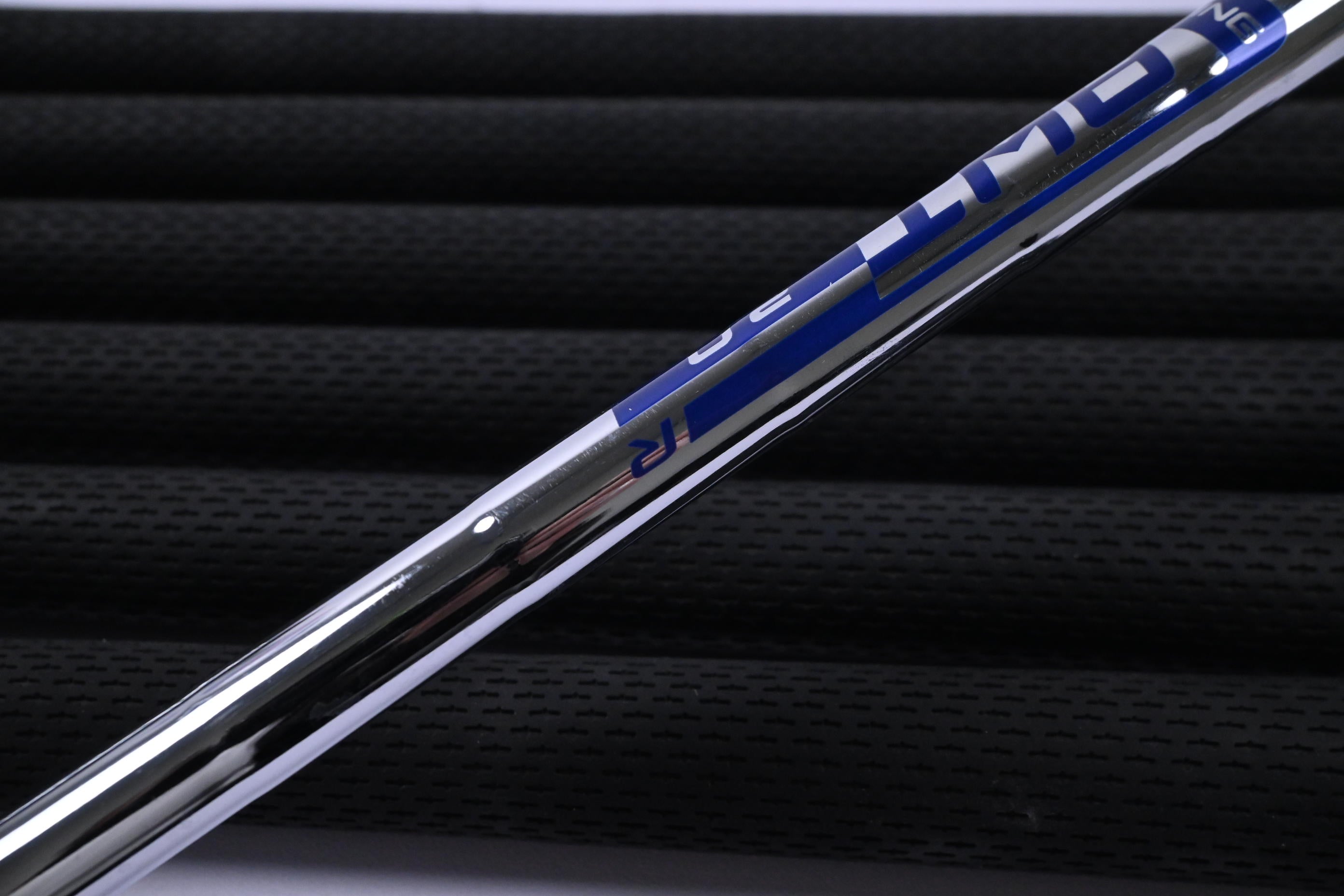 Ping G430 Irons / 5-PW+GW / Black Dot / Regular Flex Ping AWT 2.0 Shafts