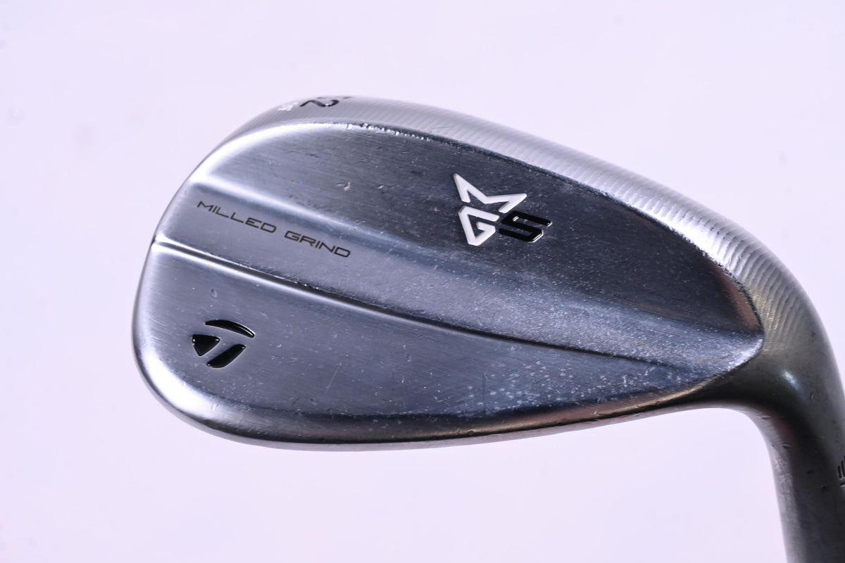 Taylormade Milled Grind 5 Gap Wedge / 52 Degree / Wedge Flex Dynamic Gold 115