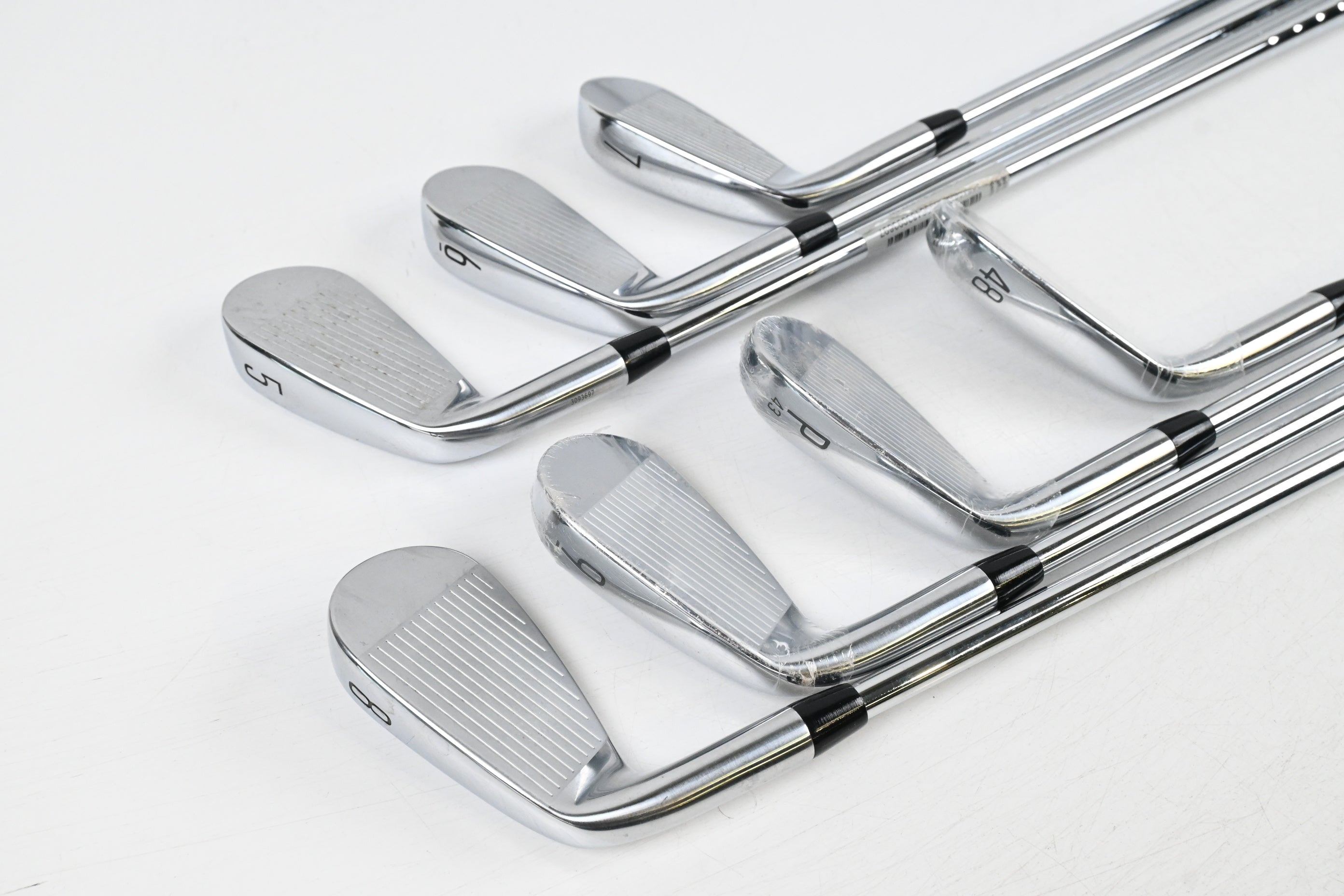 Titleist T350 Irons / 5-PW+GW / Regular Flex AMT Red R300 Shafts