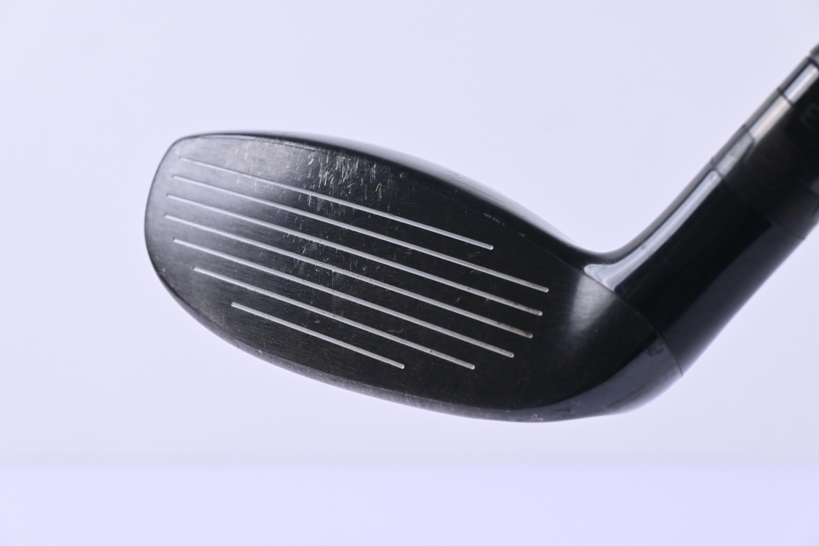 Titleist 910H #3 Hybrid / 19 Degree / Regular Flex Diamana 'ilima 70 Shaft
