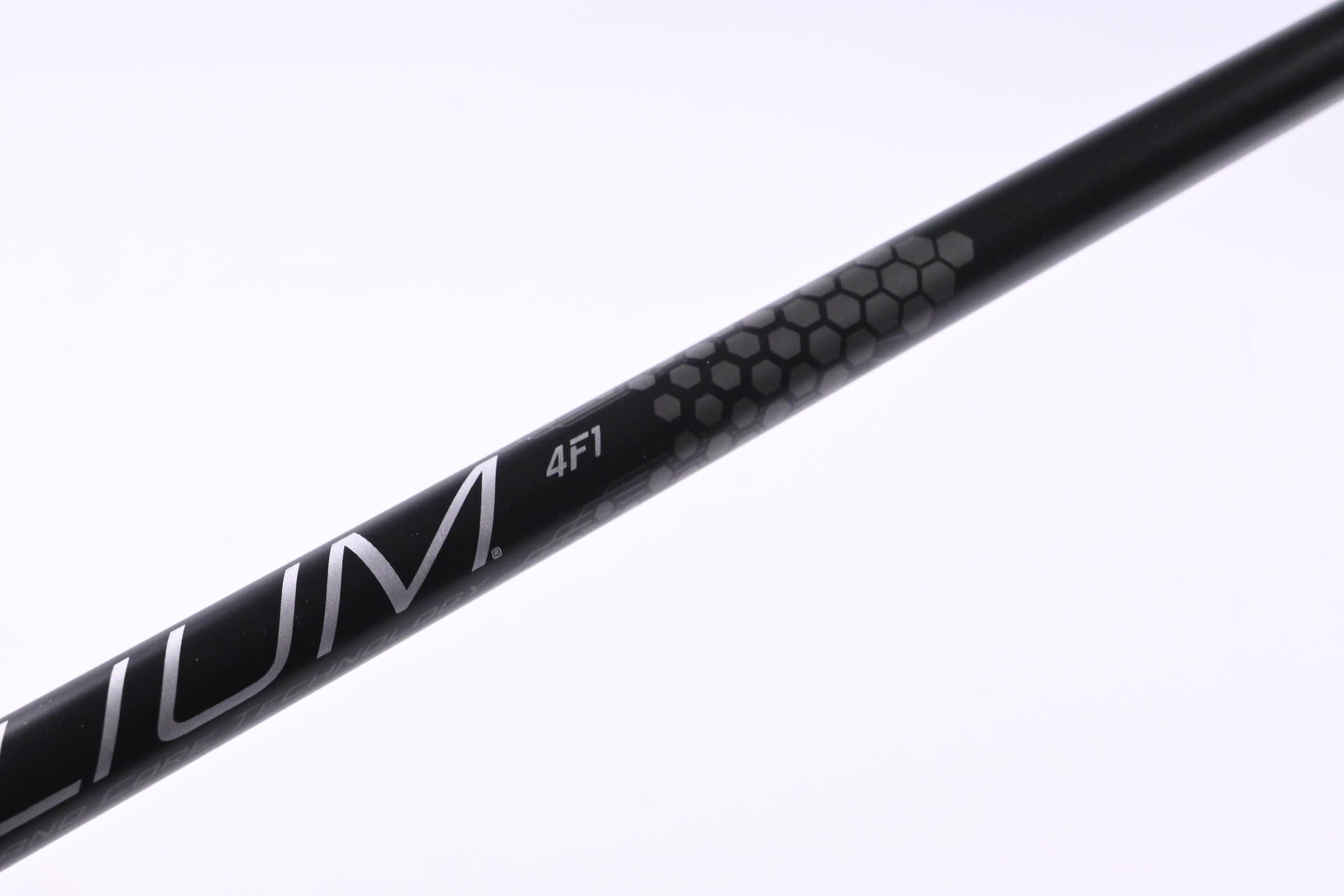 Ladies Mizuno ST-Max 230 Driver / 10.5 Degree / Ladies Flex UST Helium Nanocore
