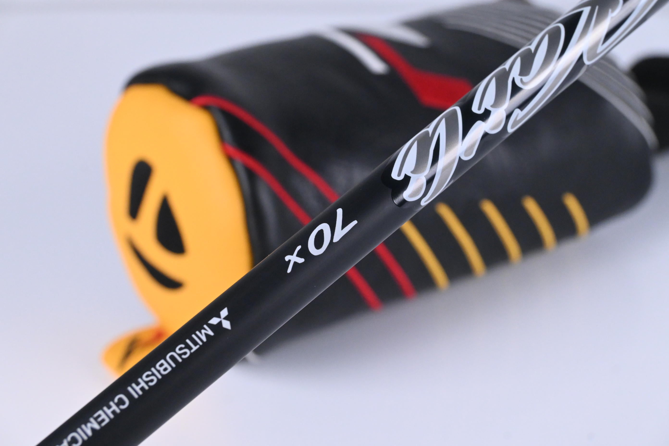 Taylormade R7 Quad Mini Driver / 13.5 Degree / X-Flex Kai'li Dark Waves White 70