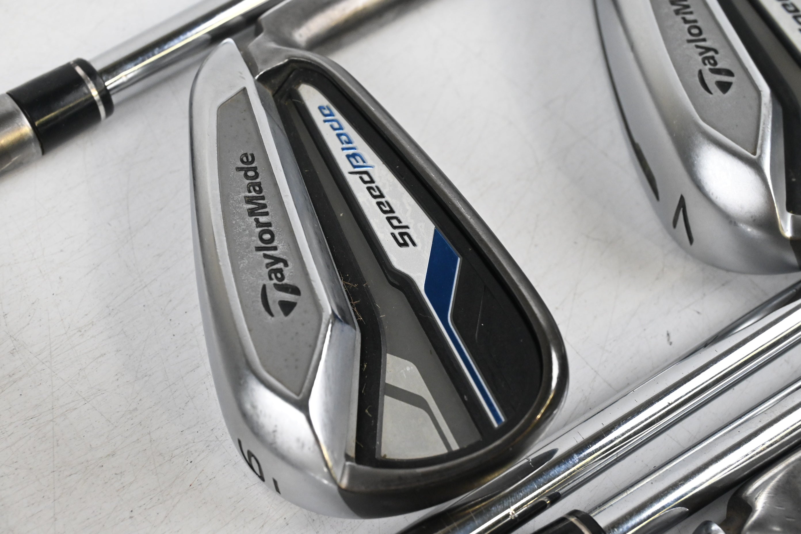 Taylormade Speedblade Irons / 5-PW+SW / Regular Flex Speedblade 85 Shafts