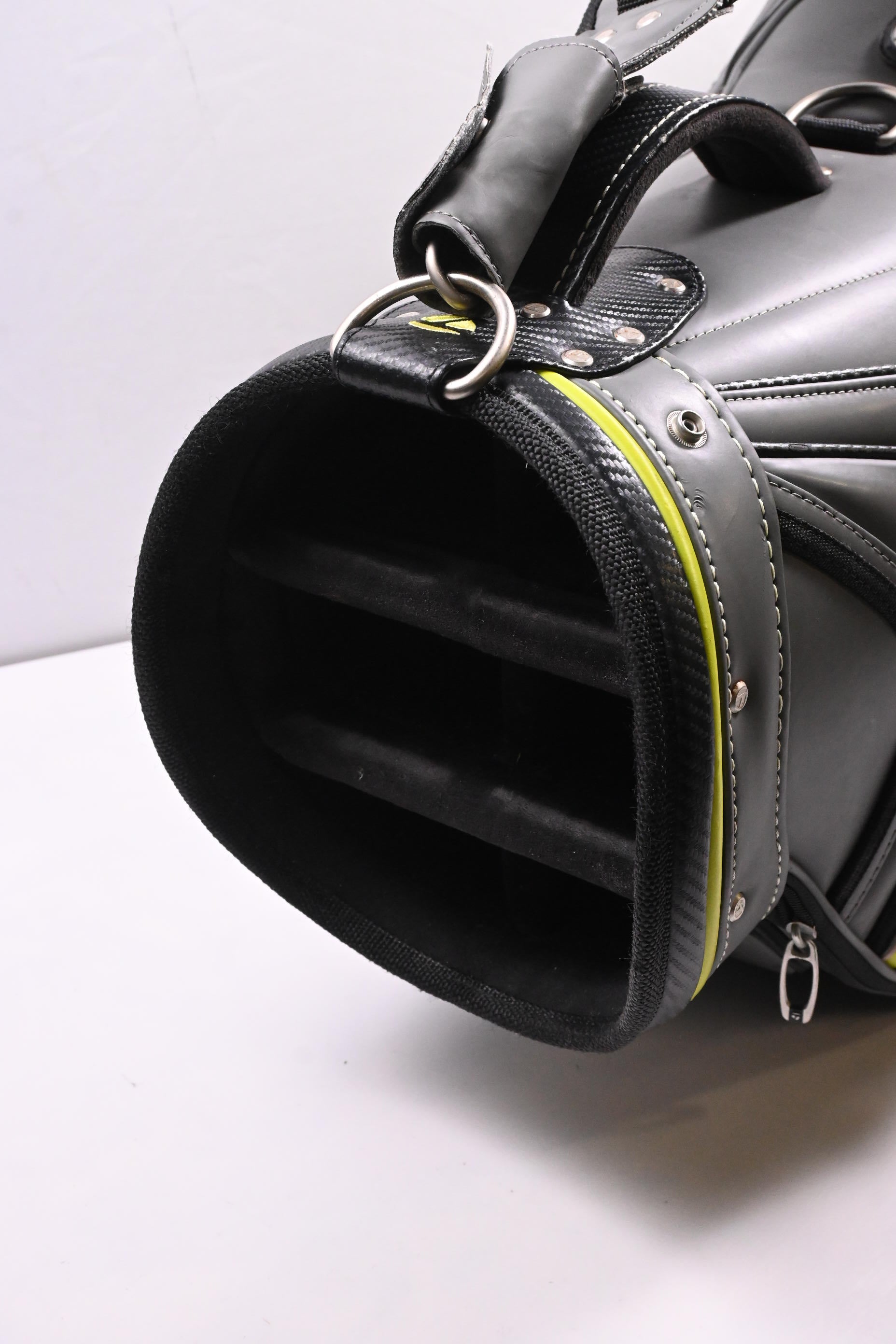 Taylormade Tour Bag / 6-Way Divider / Grey, White