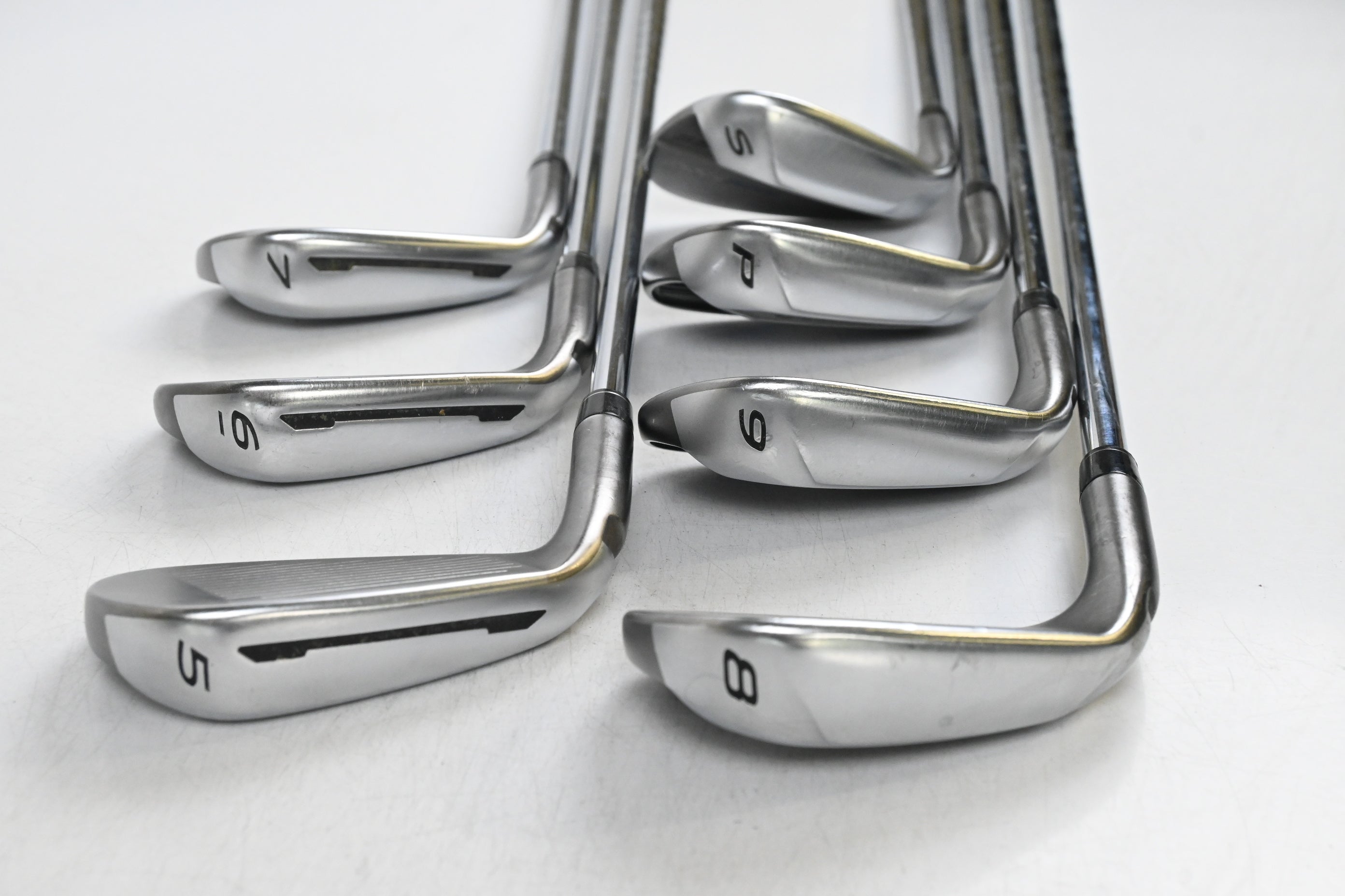 Taylormade Speedblade Irons / 5-PW+SW / Regular Flex Speedblade 85 Shafts