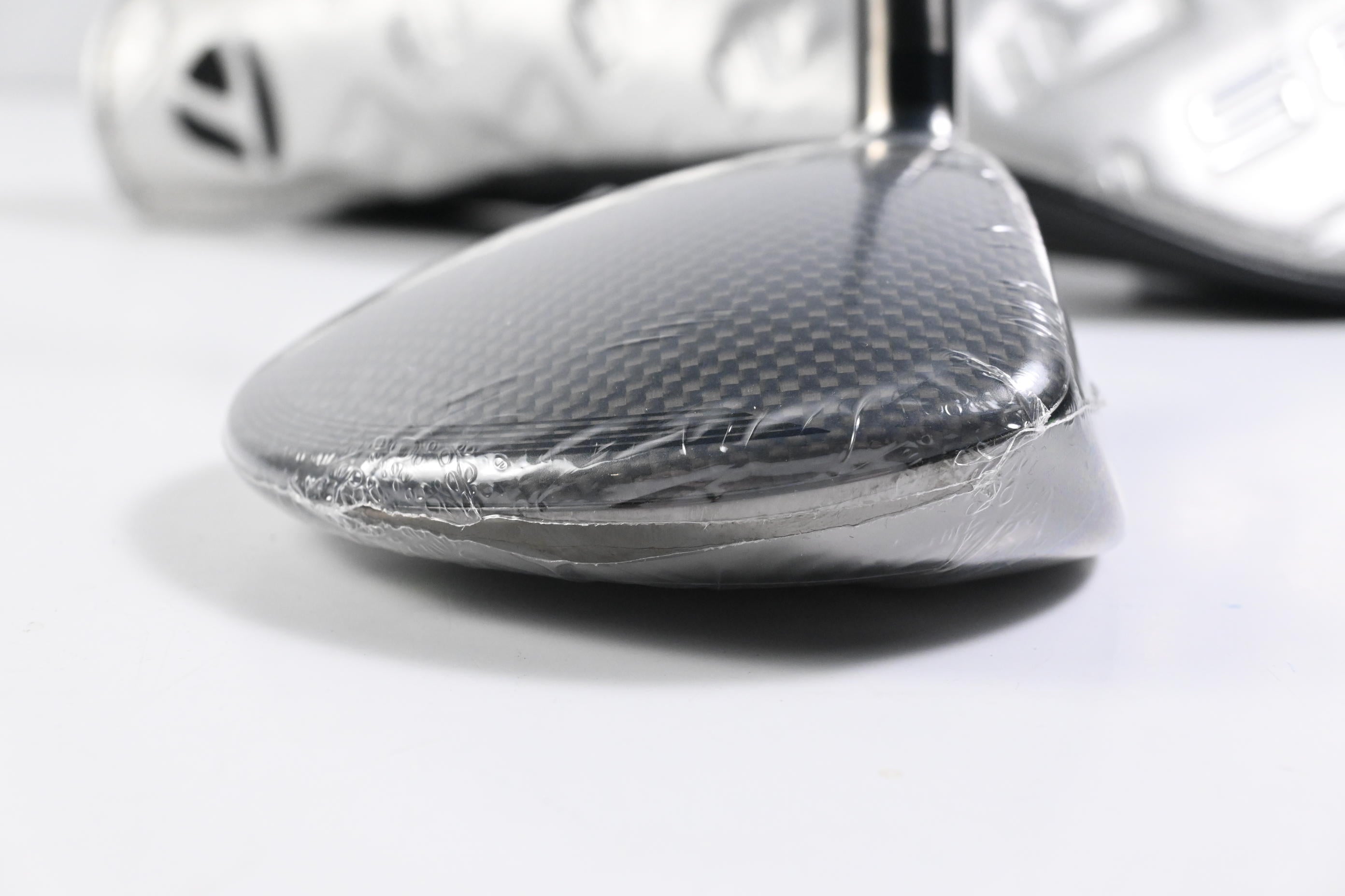 Taylormade Qi35 #5 Wood / 18.5 Degree / Regular Flex Fujikura Airspeeder 50