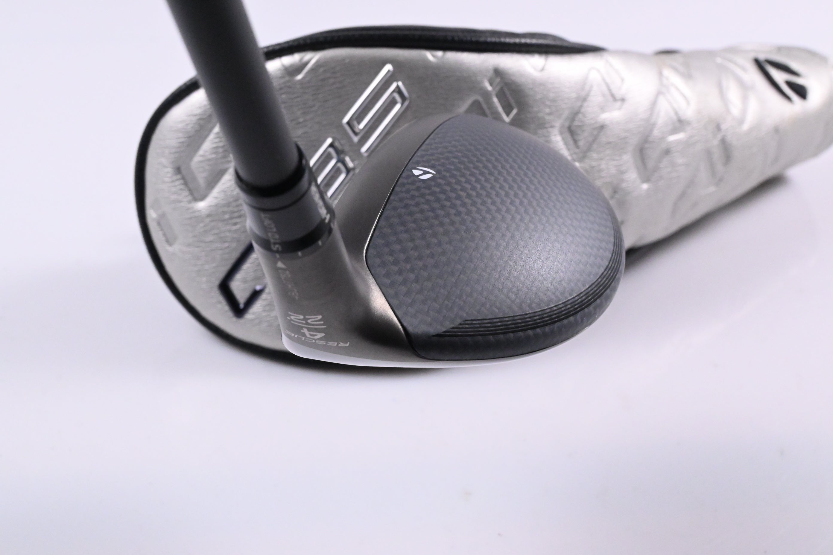 Taylormade Qi35 #4 Hybrid / 22 Degree / Regular Flex Fujikura Ventus Blue '25 6