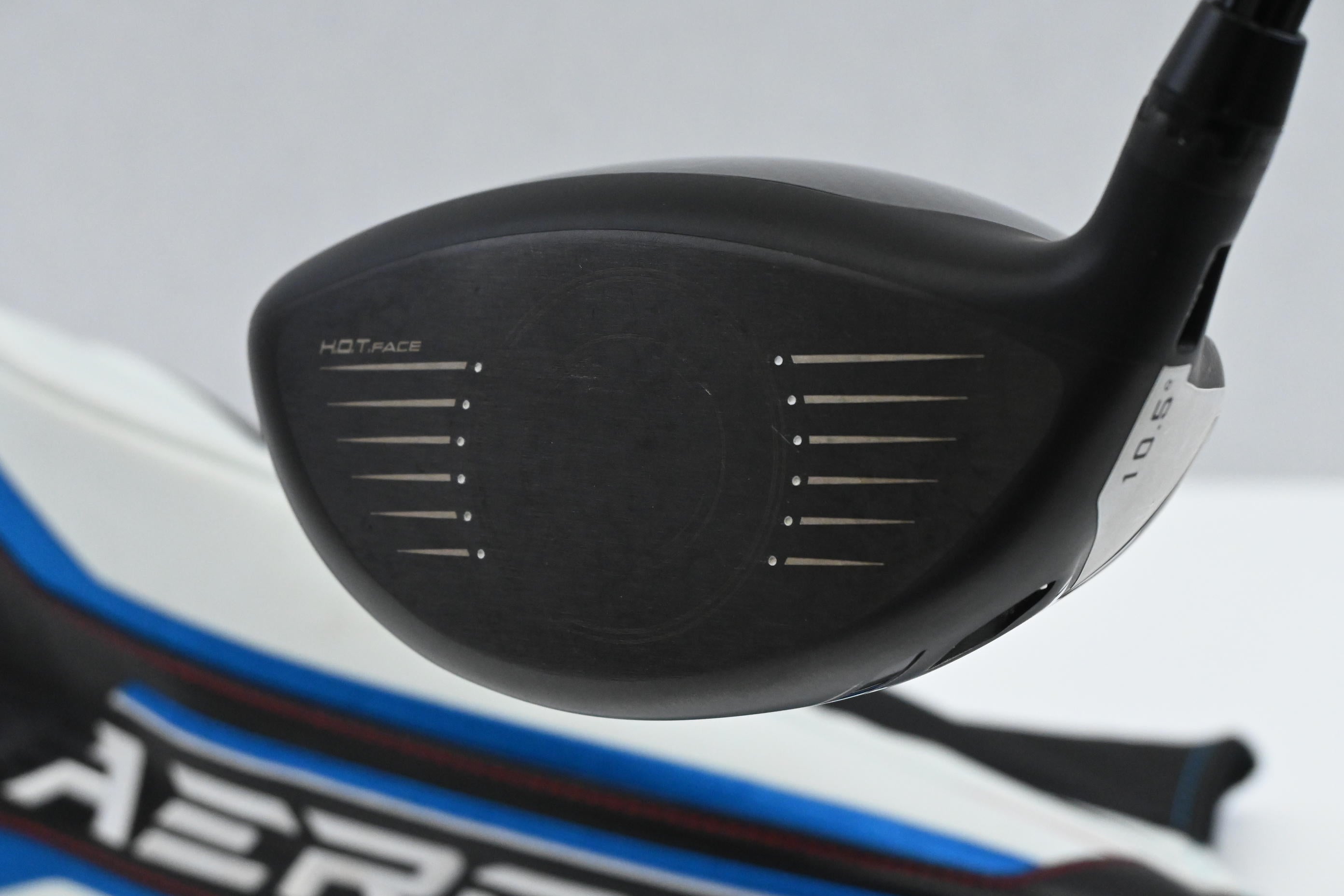 Cobra Aerojet Driver / 10.5 Degree / Stiff Flex Kai'li Blue 60 Shaft