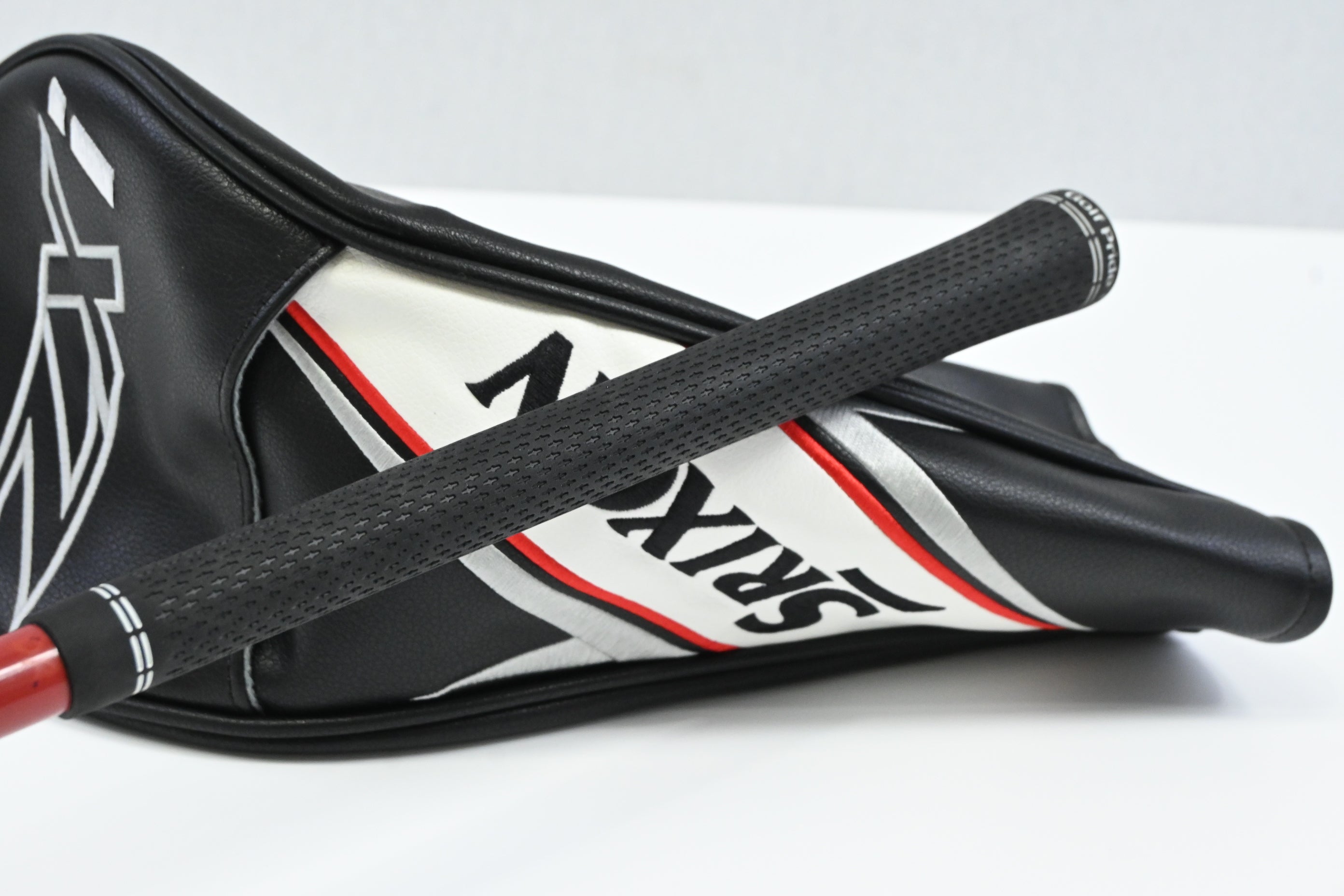 Srixon ZXi Driver / 10.5 Degree / Stiff Flex Fujikura Ventus TR Blue 6 Shaft