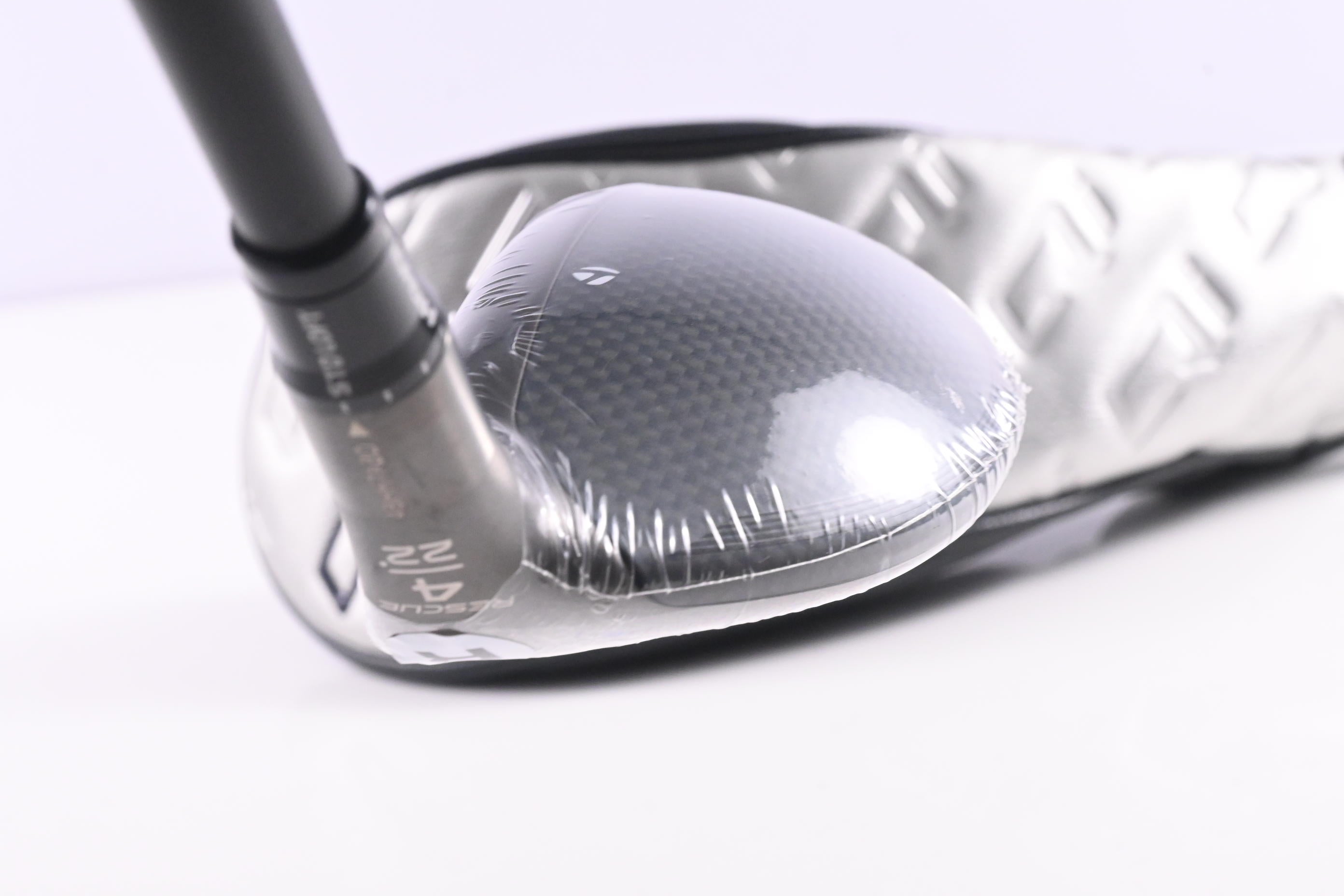 Taylormade Qi35 #4 Hybrid / 22 Degree / Regular Flex Fujikura Ventus Blue '25 6
