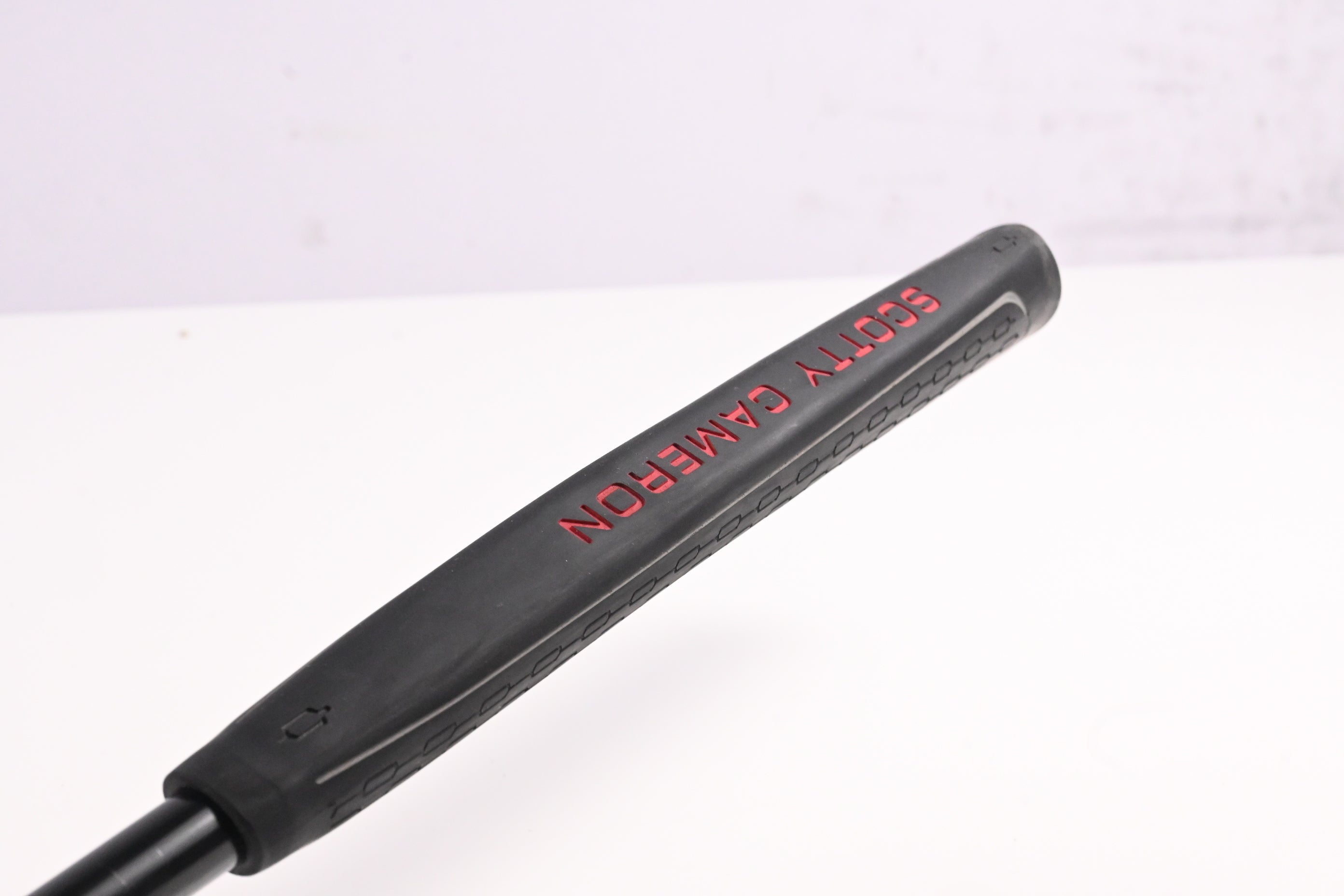 Scotty Cameron Select Newport 2018 Putter / 34 Inch / Refubished