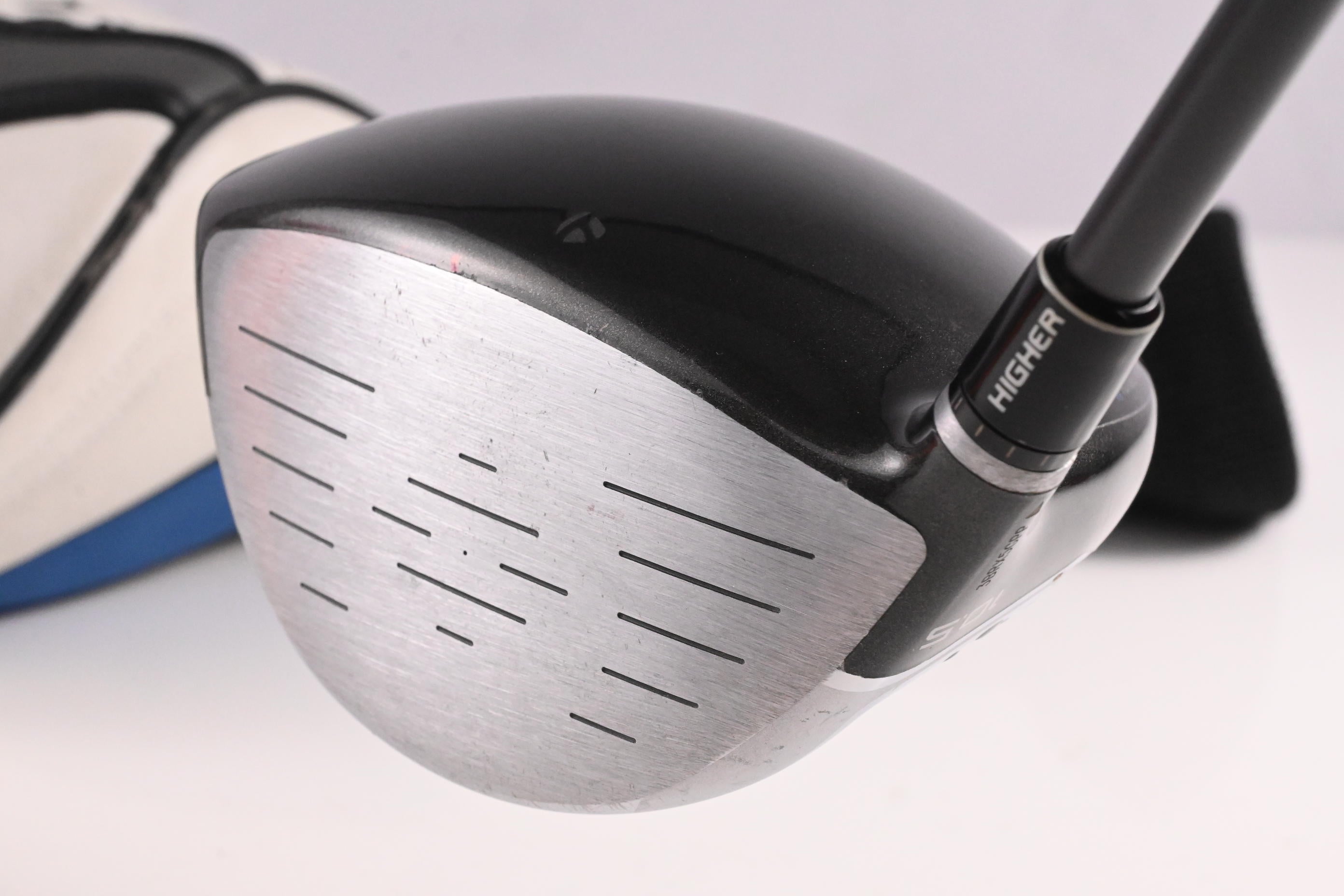 Taylormade SLDR Driver / 10.5 Degree / Regular Flex Fujikura Speeder 57 Shaft