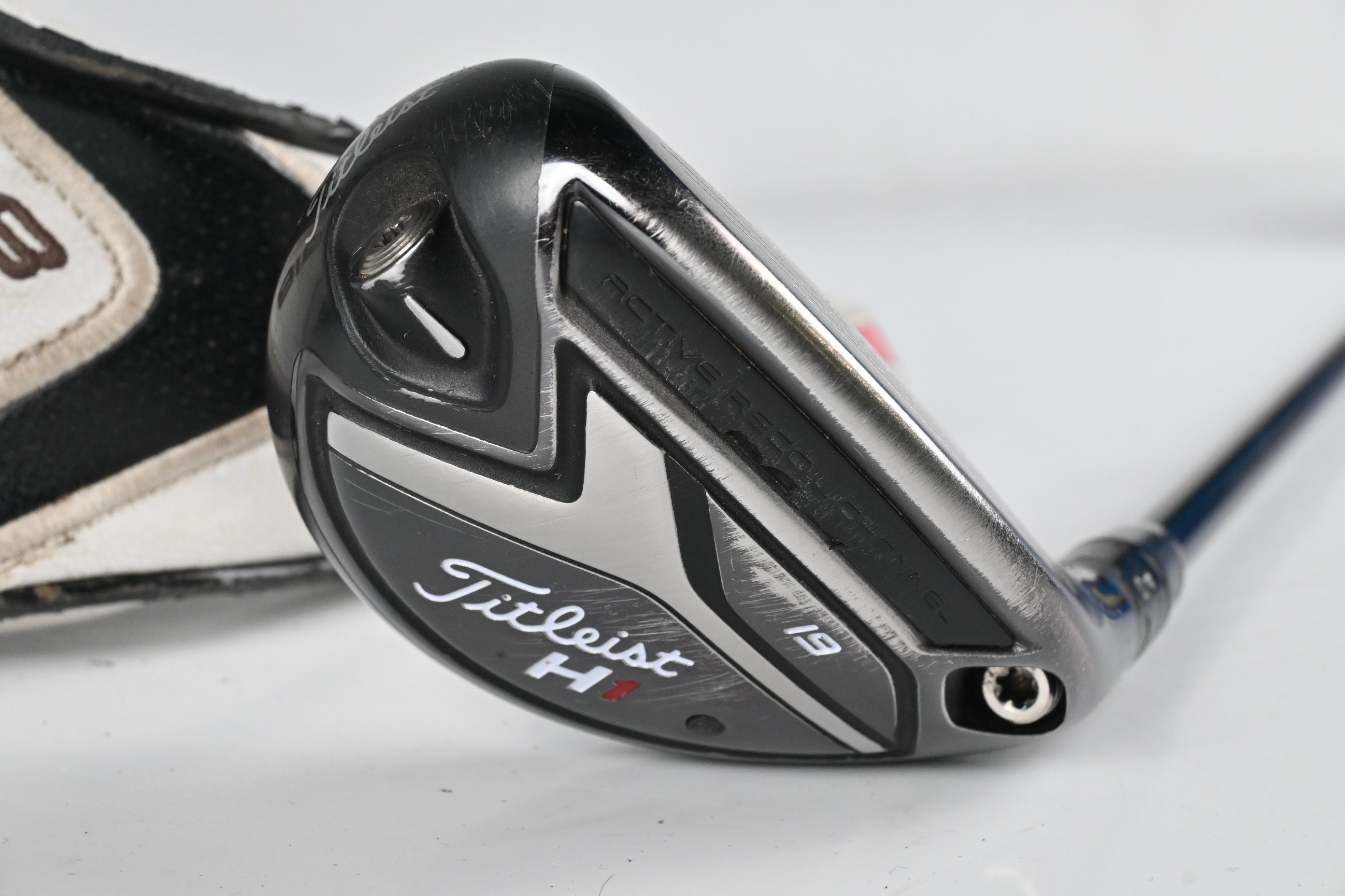 Titleist 818 H1 #3 Hybrid / 19 Degree / Stiff Flex Tensei AV RAW Blue 65 Shaft