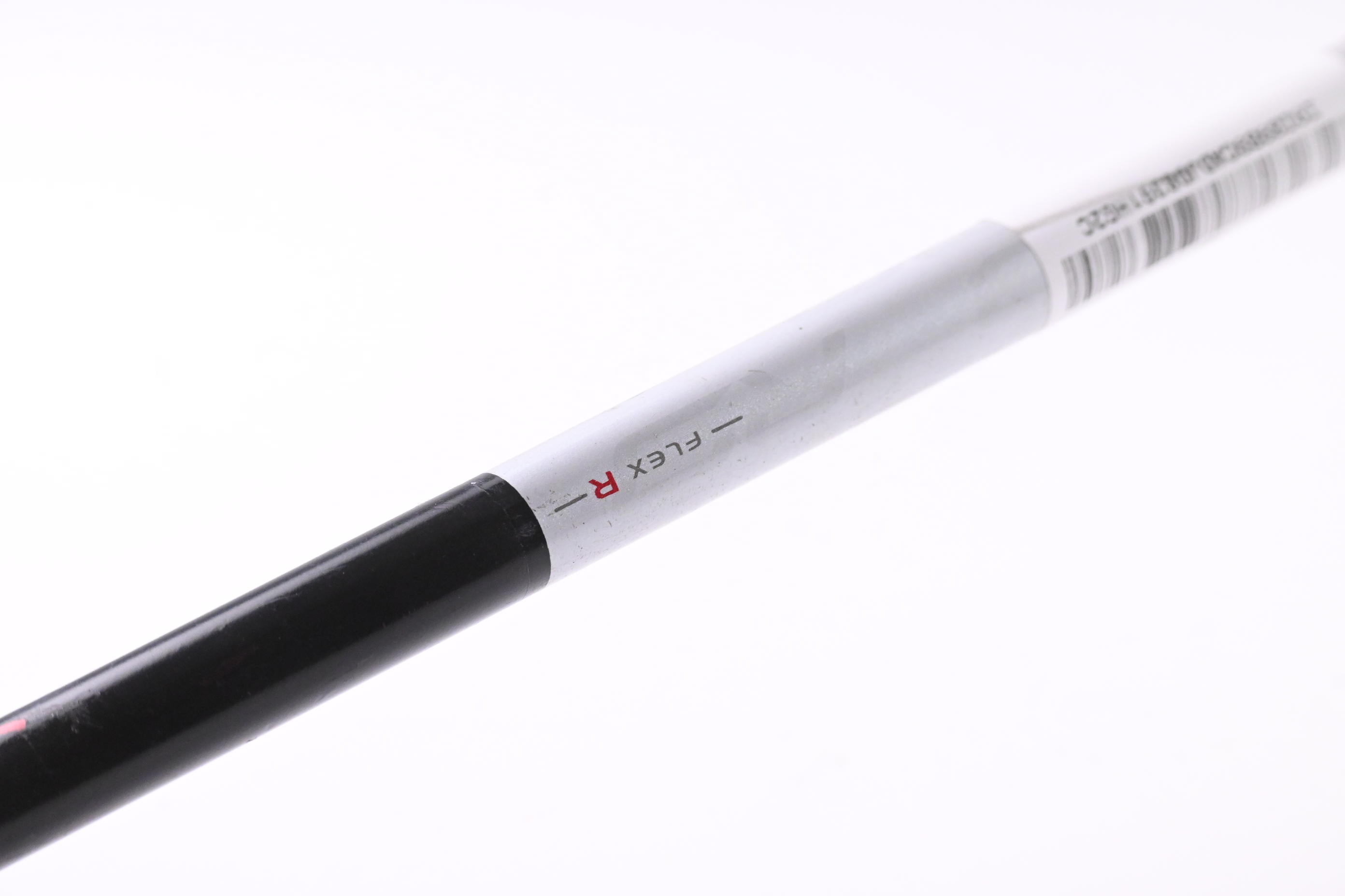Taylormade R11S Driver / 9 Degree / Regular Flex Fujikura Reax 60 Shaft