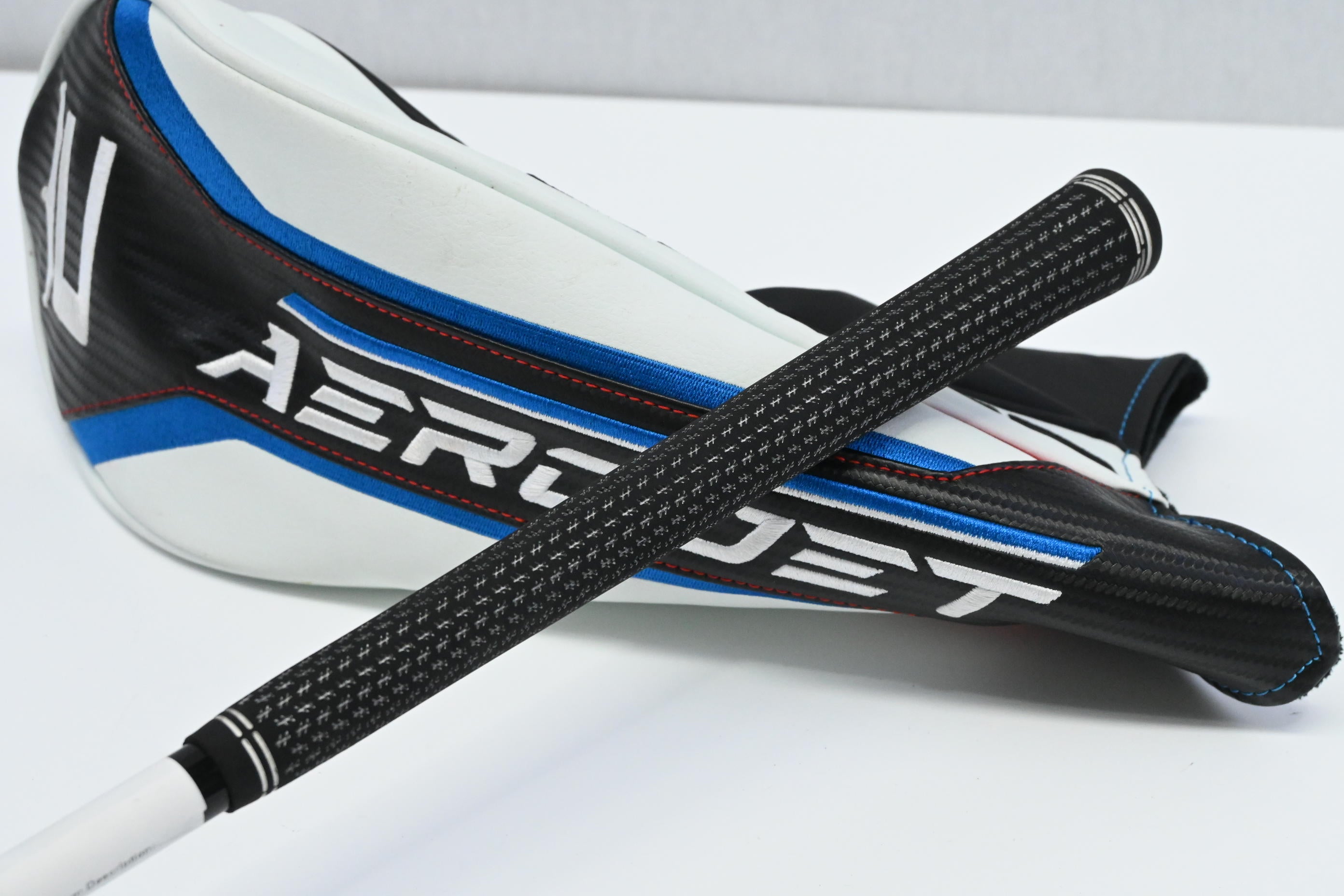 Cobra Aerojet Driver / 10.5 Degree / Stiff Flex Kai'li Blue 60 Shaft