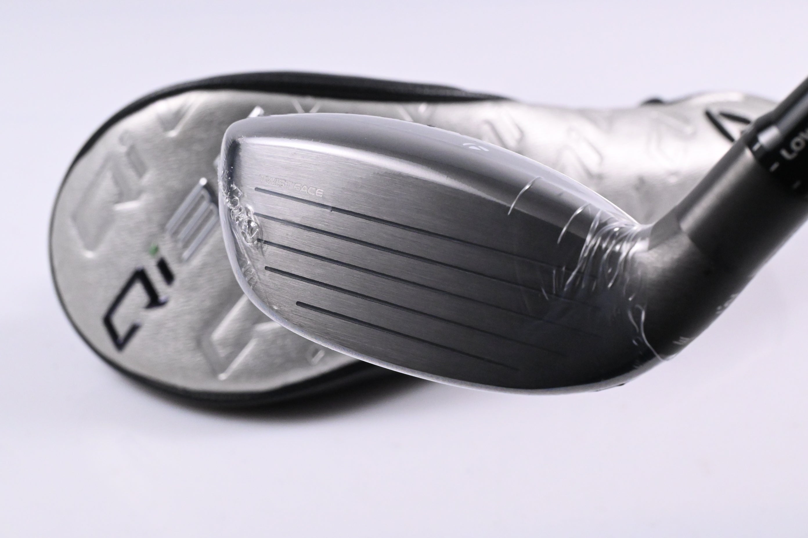 Taylormade Qi35 #4 Hybrid / 22 Degree / Stiff Flex Fujikura Ventus Blue '25 7