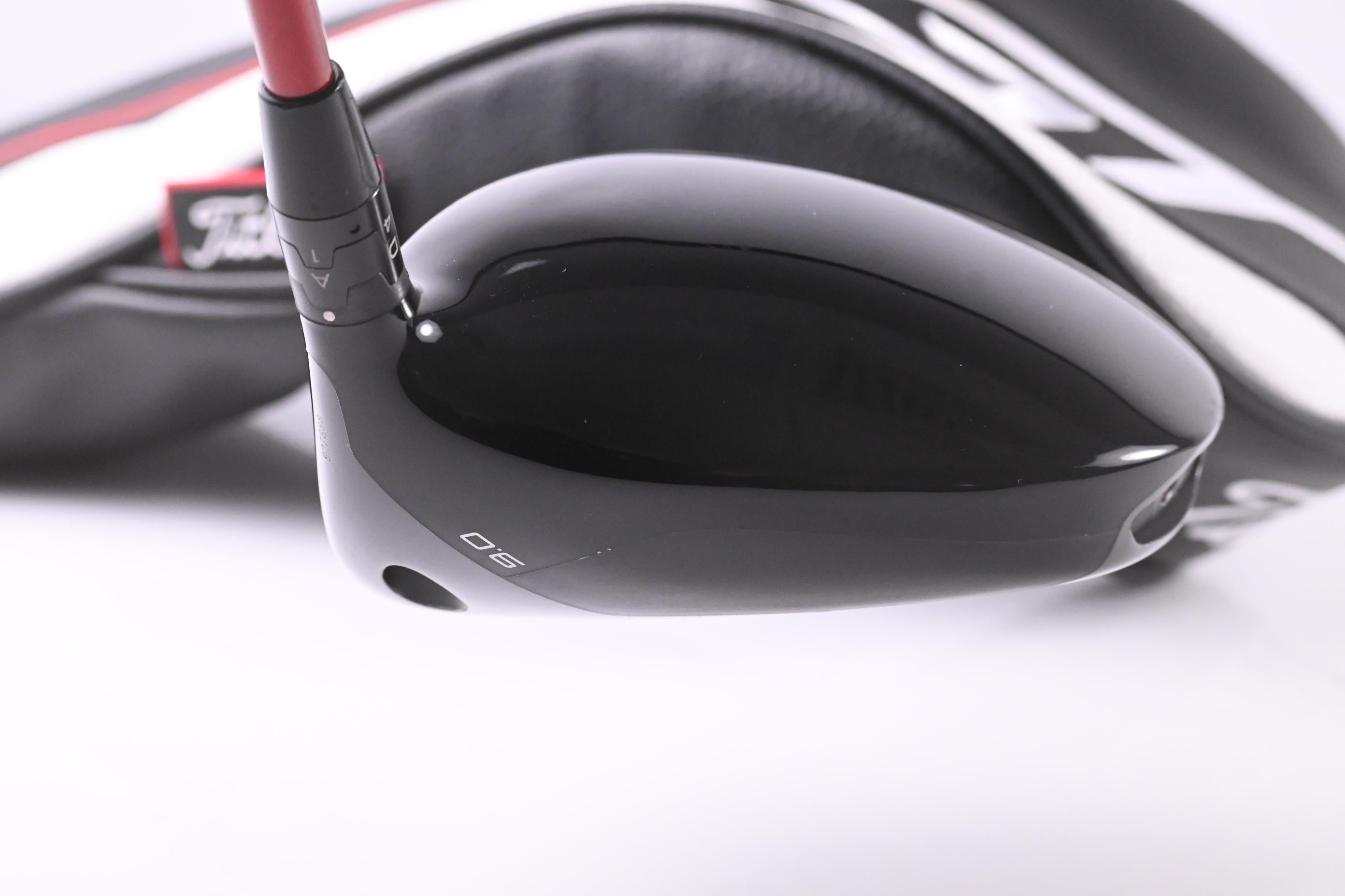 Titleist GT2 Driver / 9 Degree / Stiff Flex Denali Red 50 Shaft