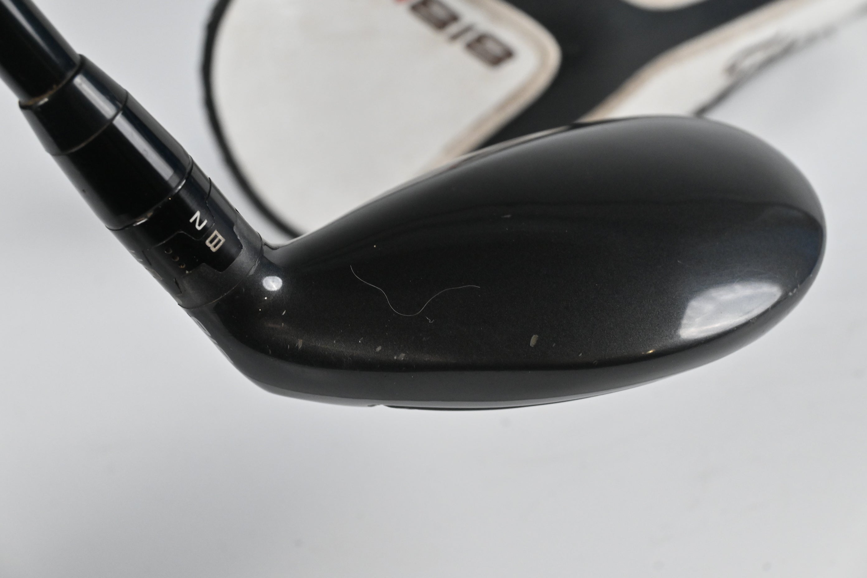 Titleist 818 H1 #3 Hybrid / 19 Degree / Stiff Flex Tensei AV RAW Blue 65 Shaft